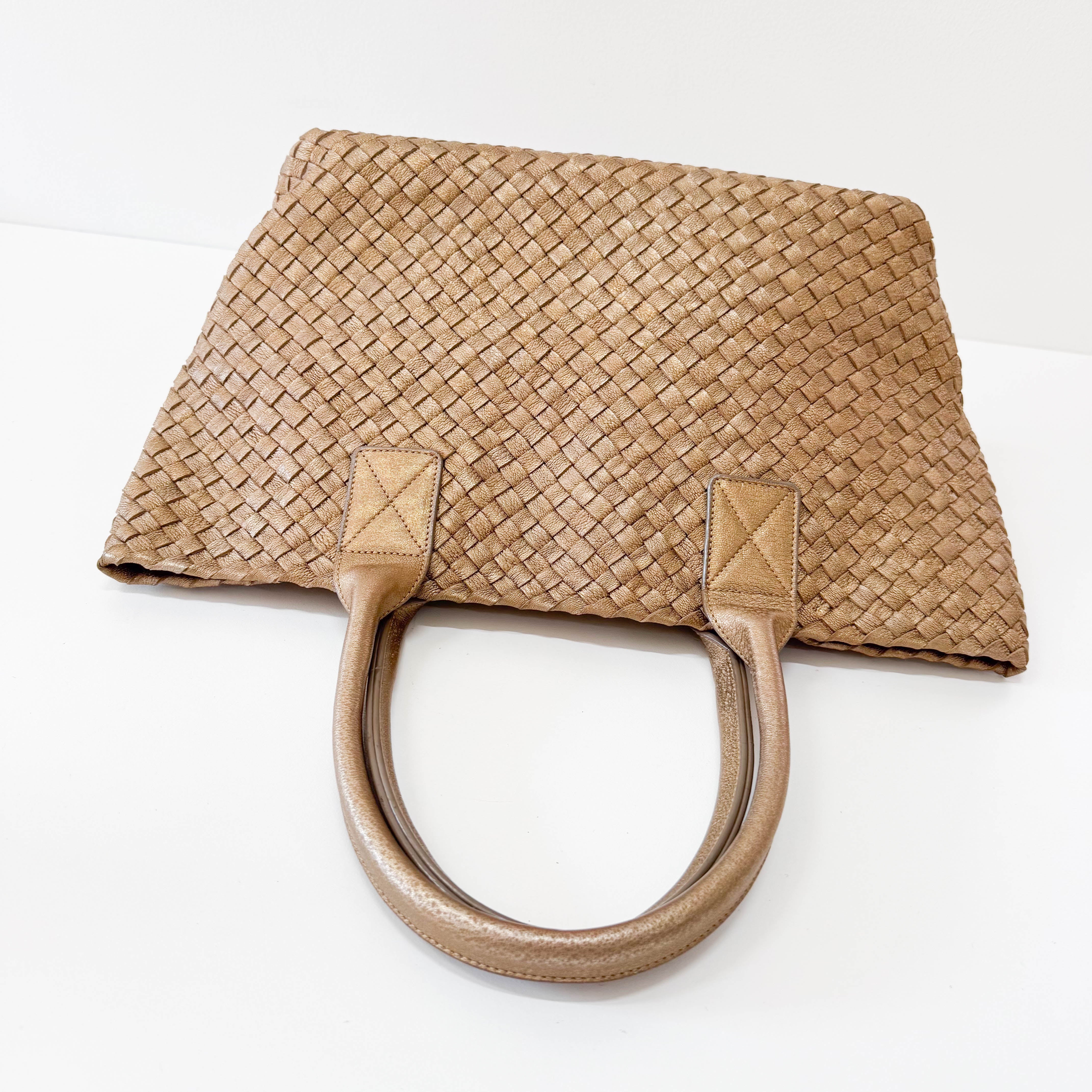 Cabat PM Gold Leather Shoulder Bag