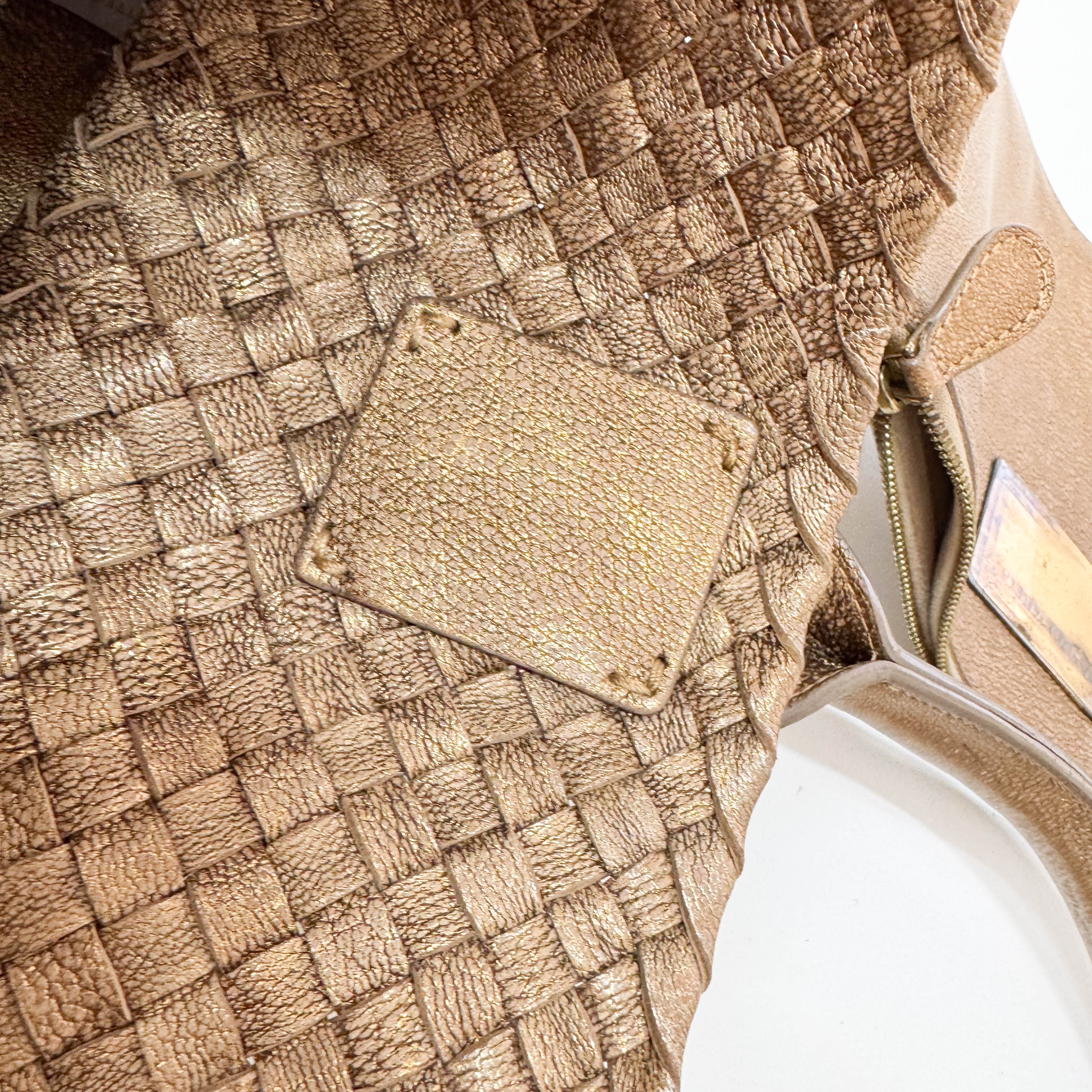 Cabat PM Gold Leather Shoulder Bag