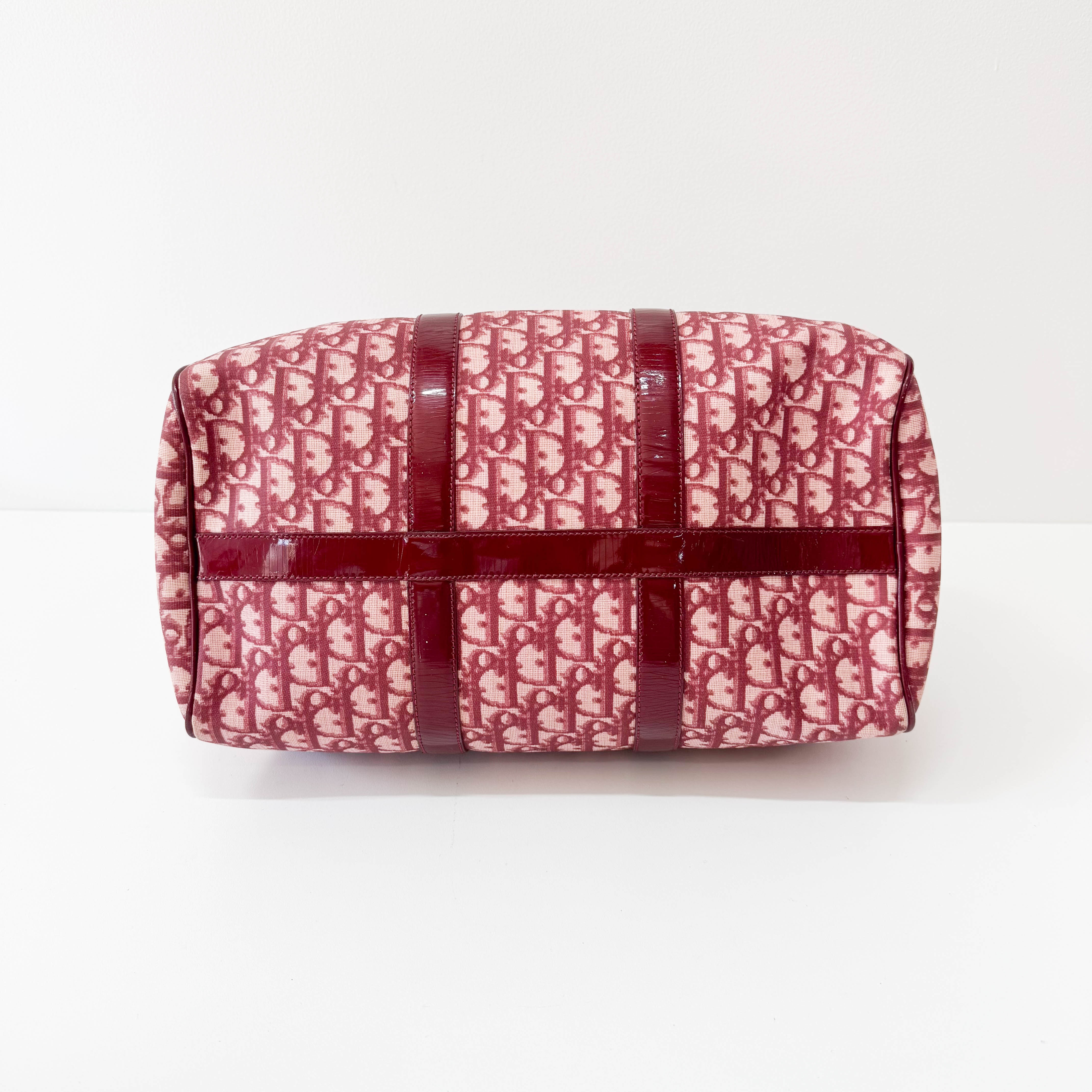 Red Trotter Boston Bowling Bag