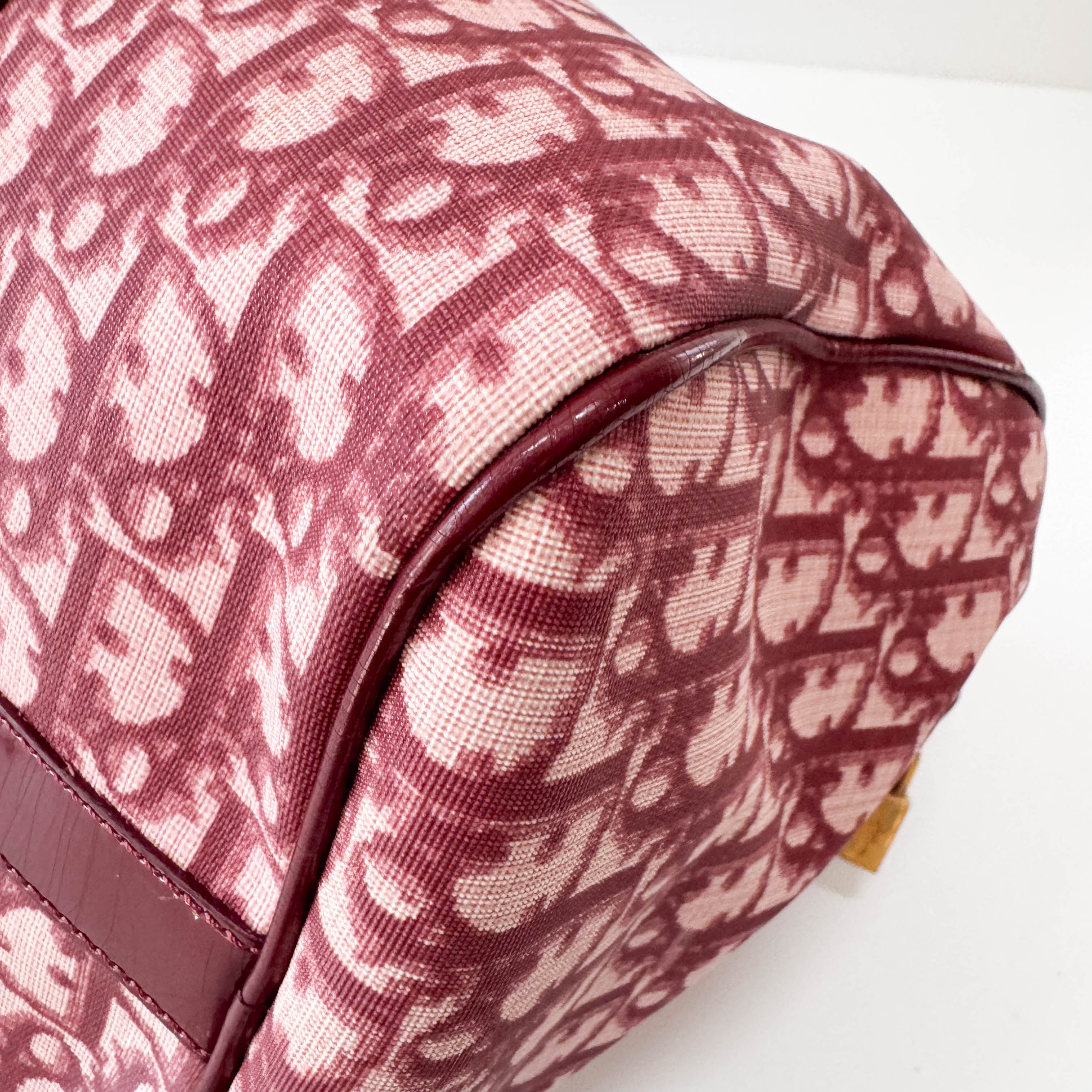 Red Trotter Boston Bowling Bag