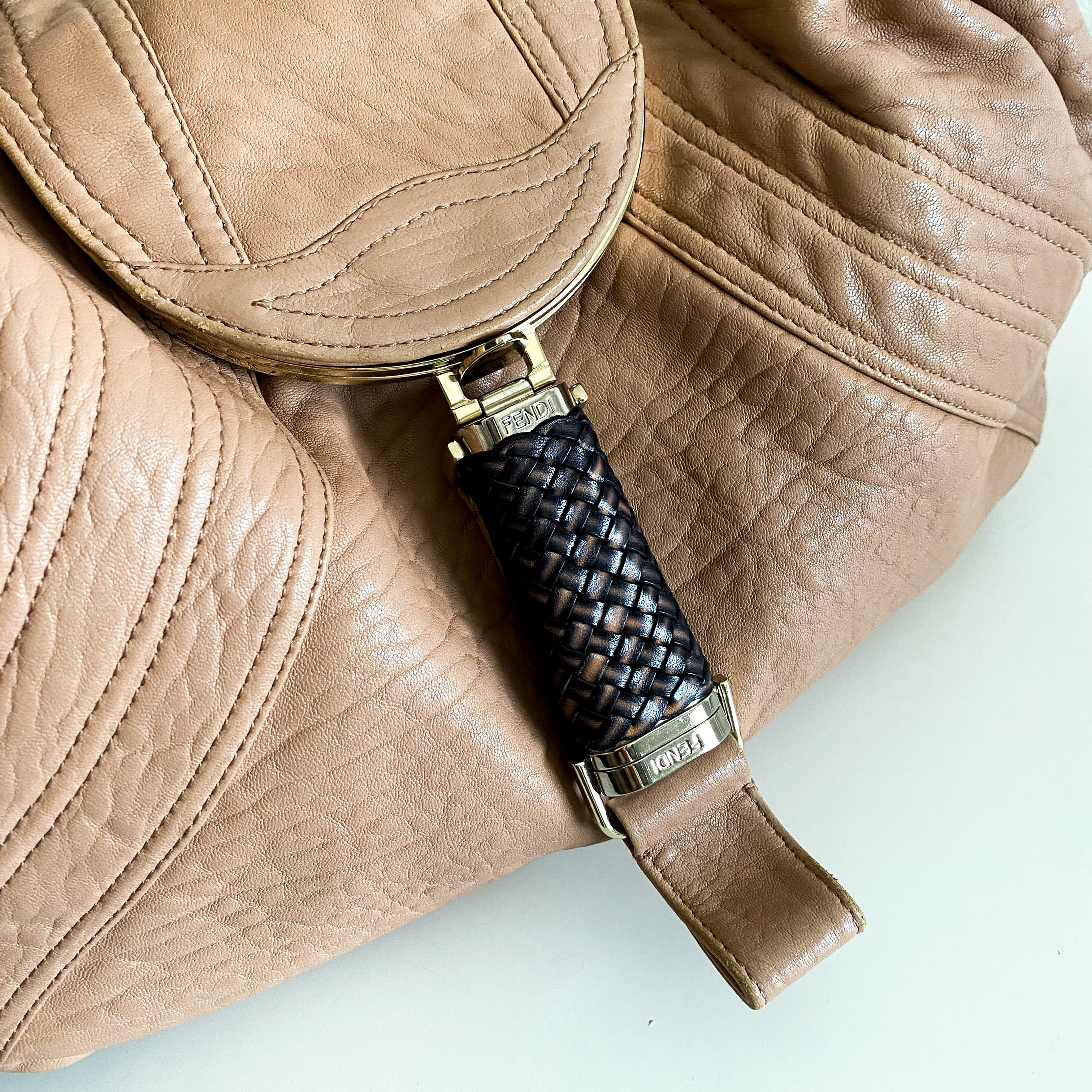 Spy Dust Pink Leather Shoulder Bag