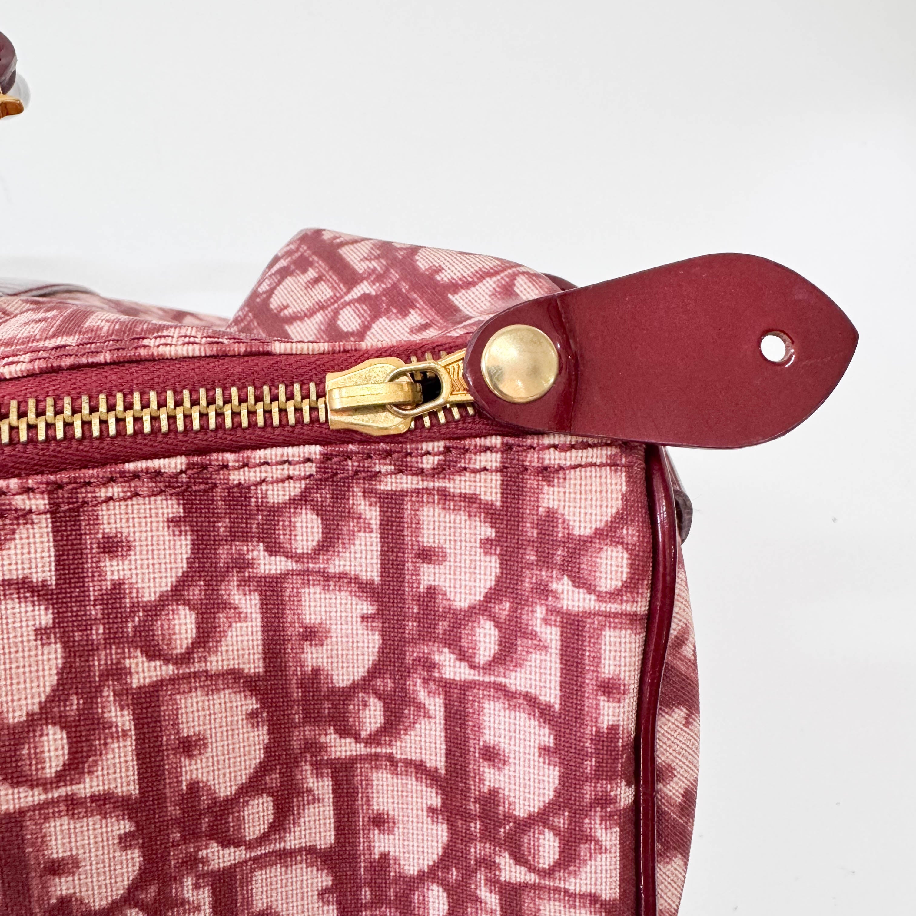 Red Trotter Boston Bowling Bag