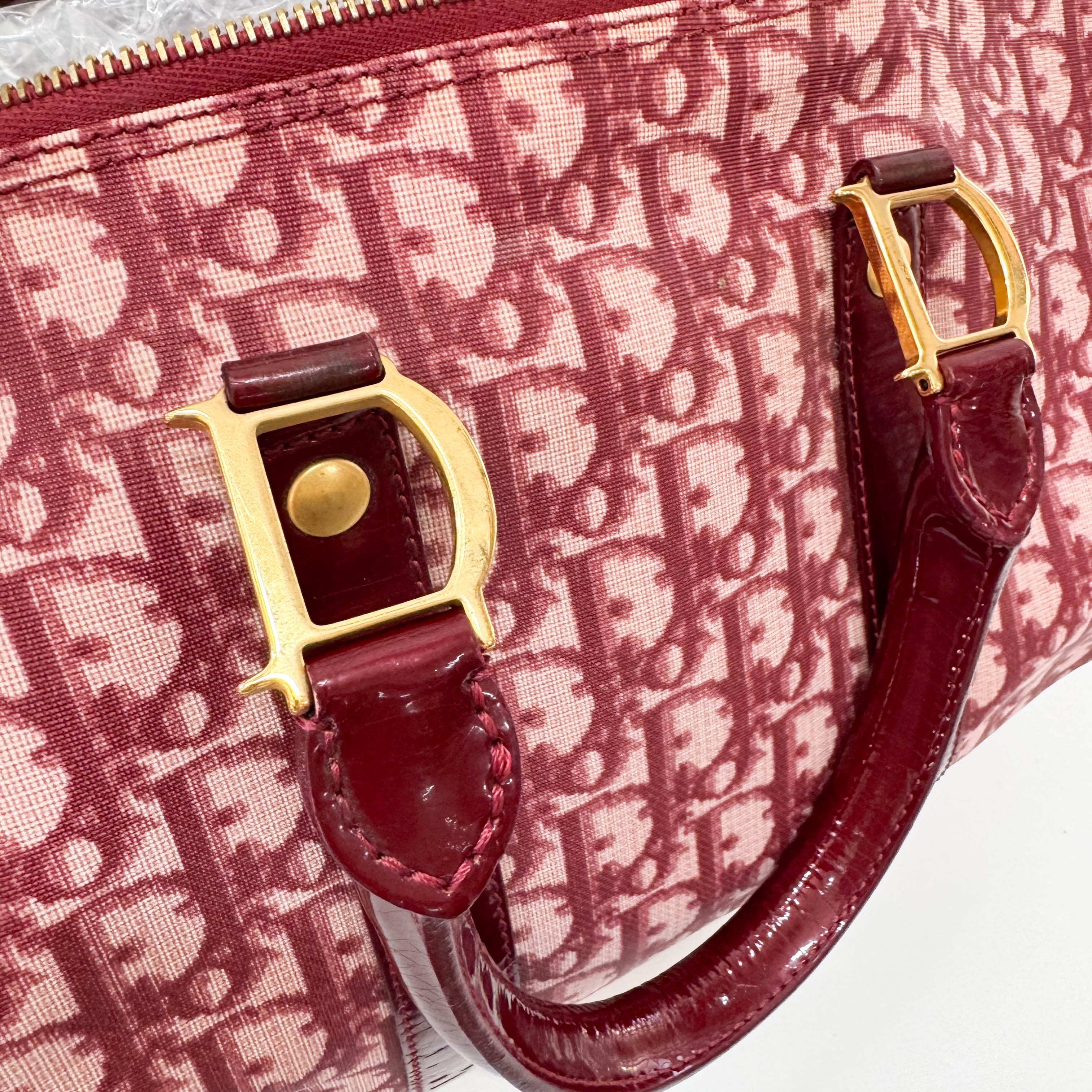 Red Trotter Boston Bowling Bag