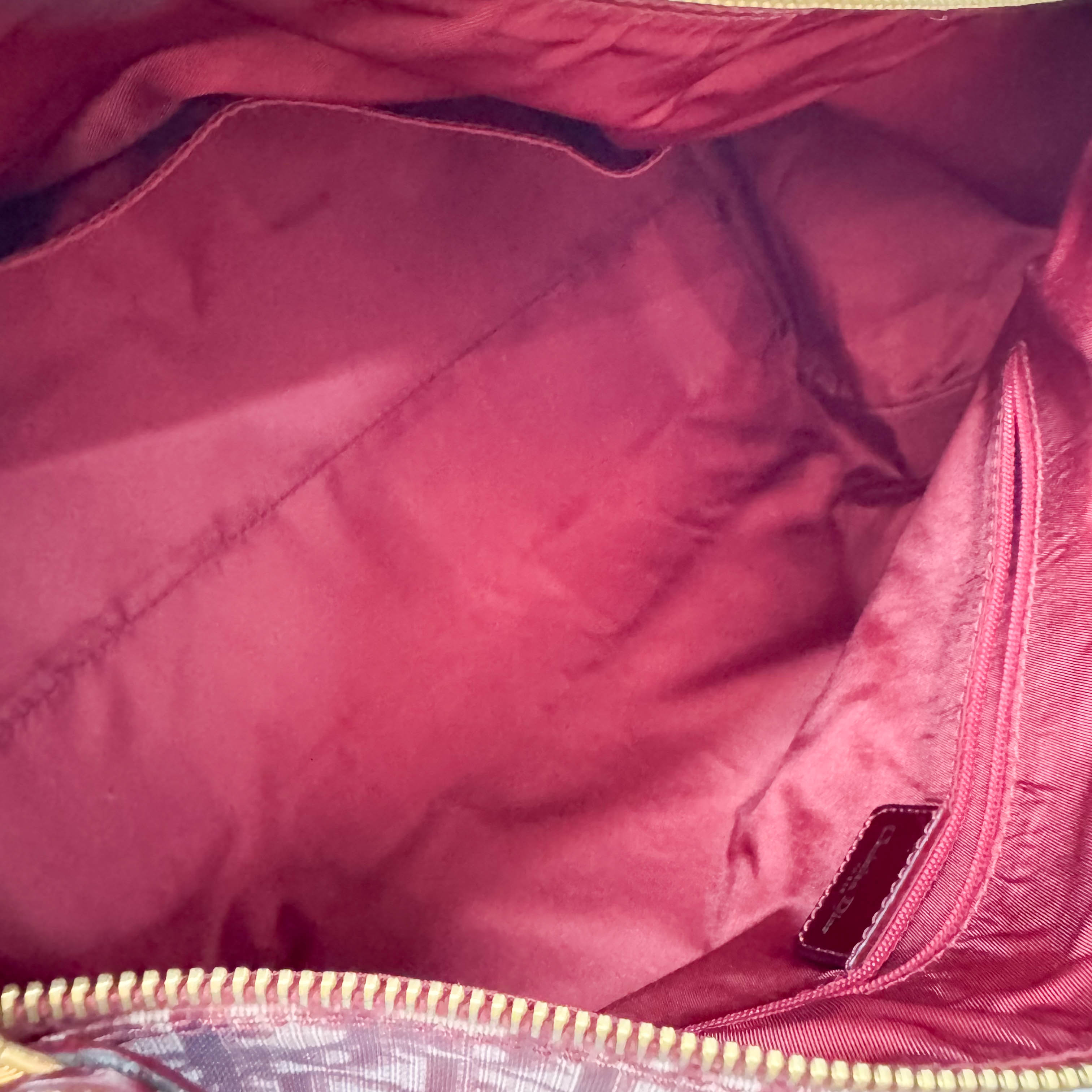 Red Trotter Boston Bowling Bag