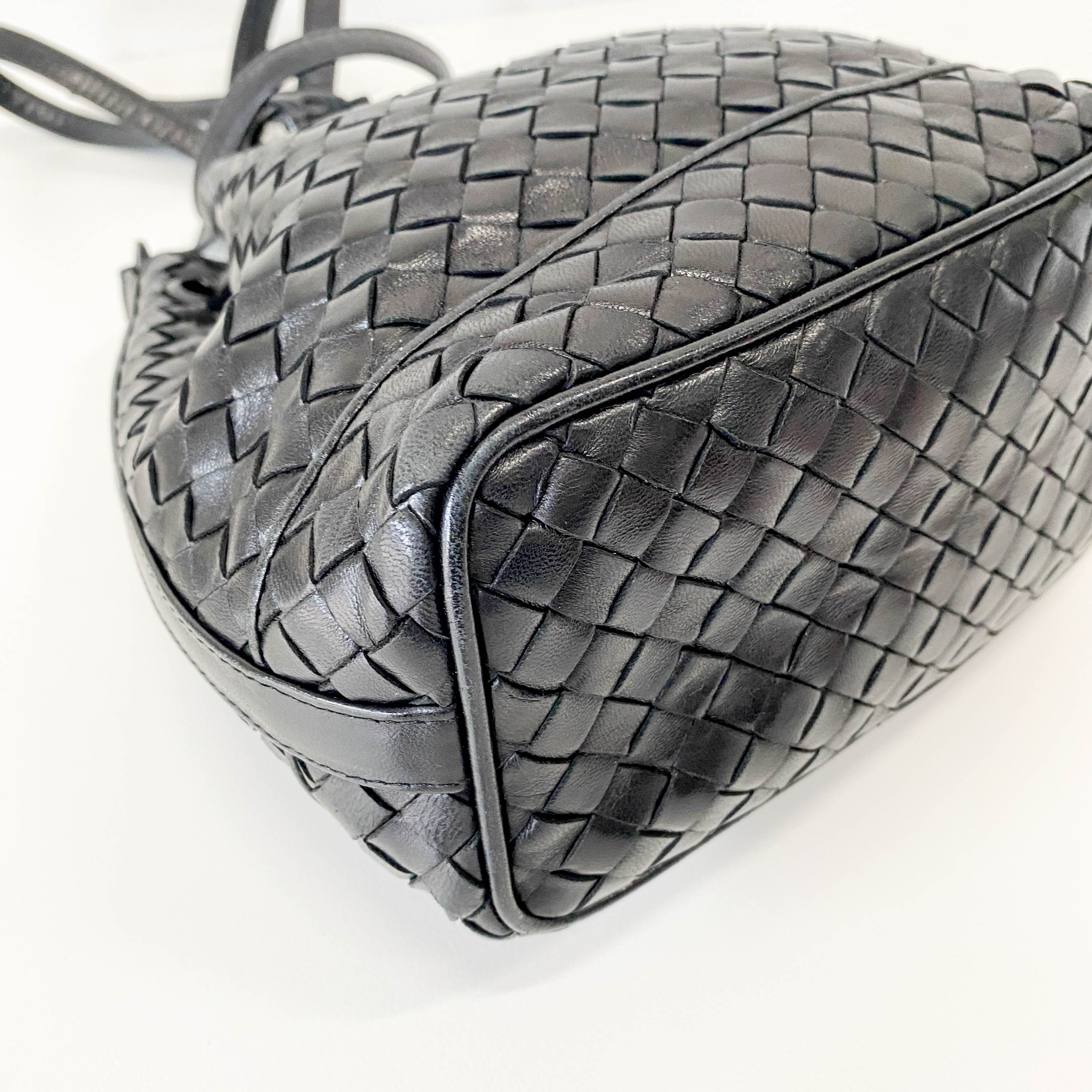 Intrecciato Black Bucket Bag