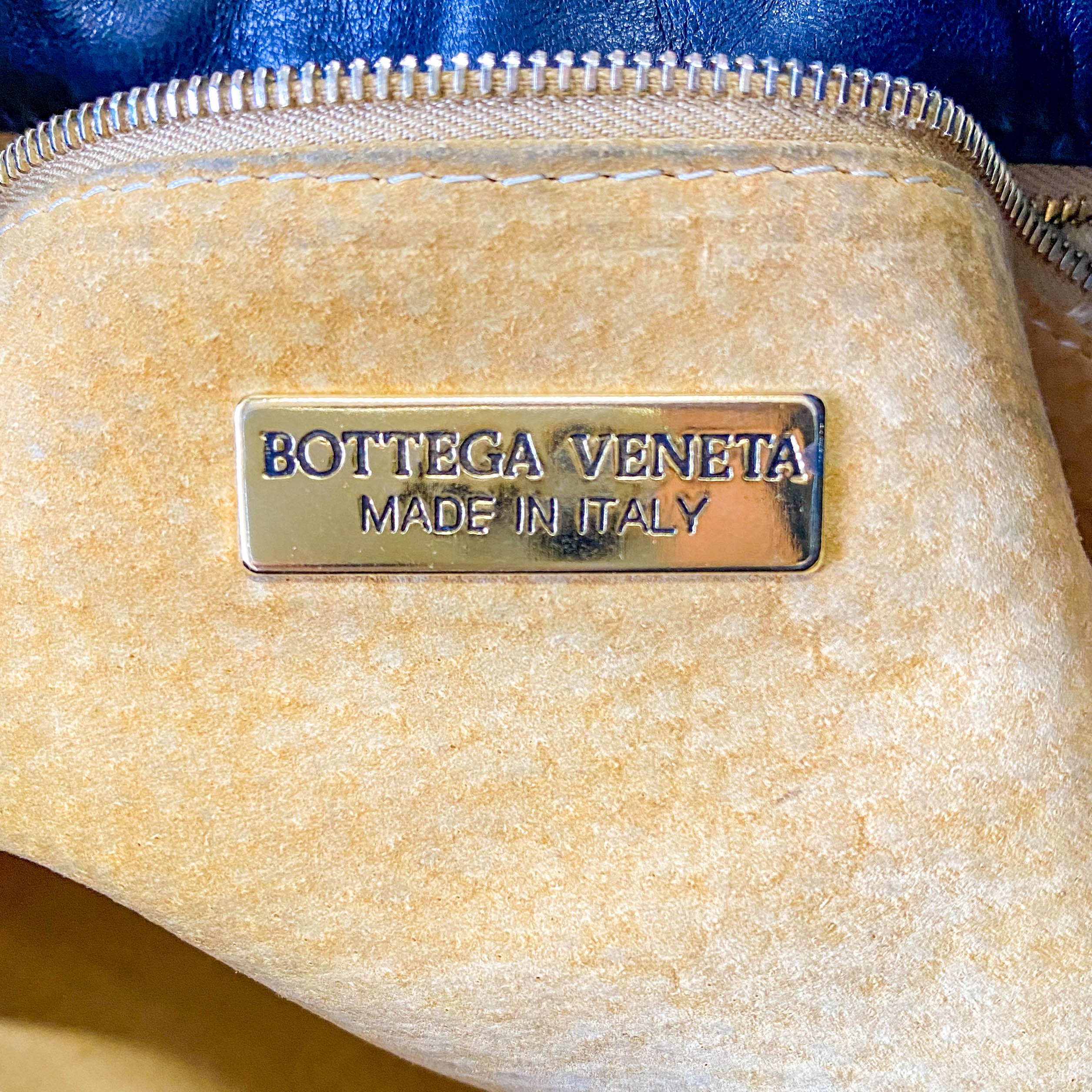 Intrecciato Black Bucket Bag