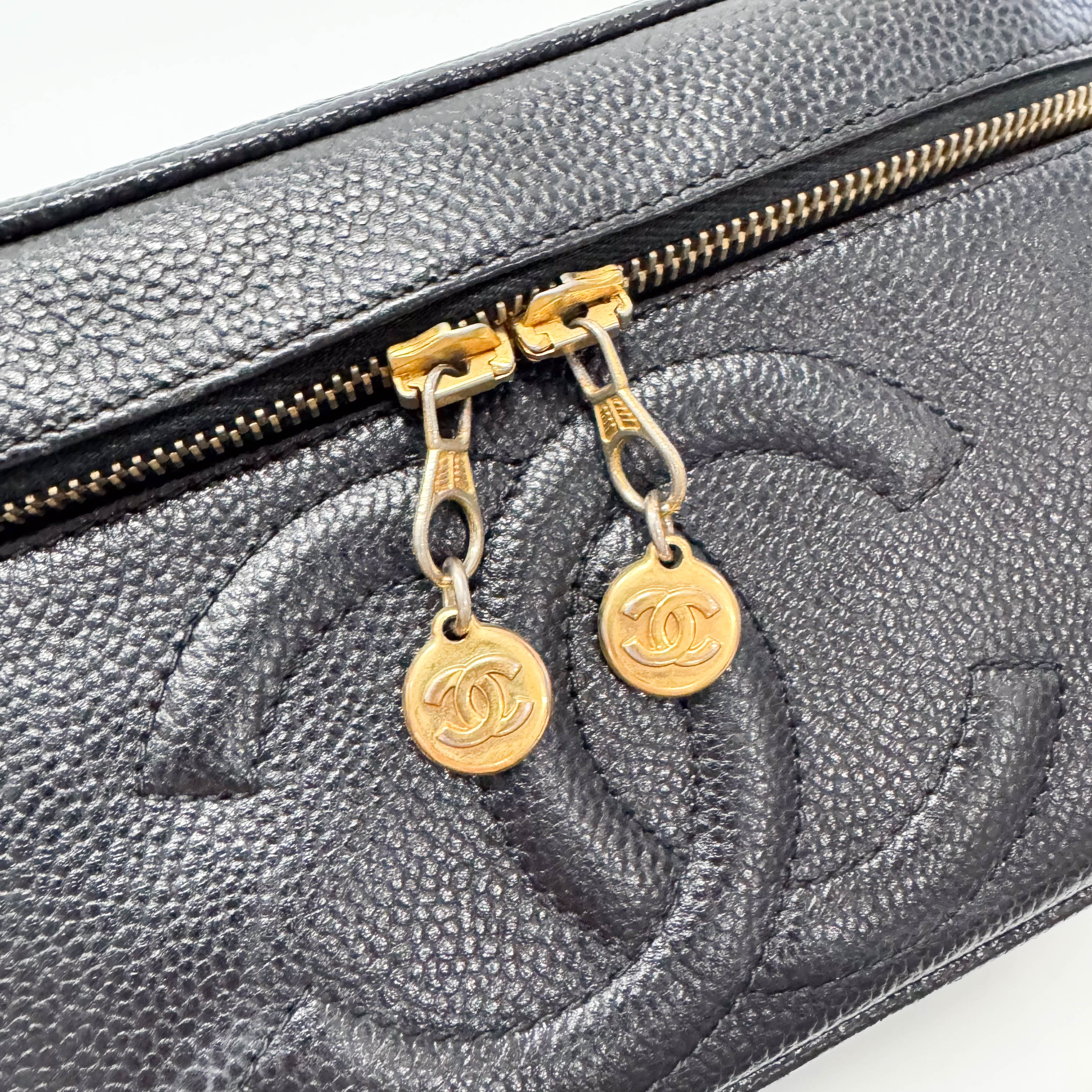 Black Grain Calf Skin Vanity Hand Bag