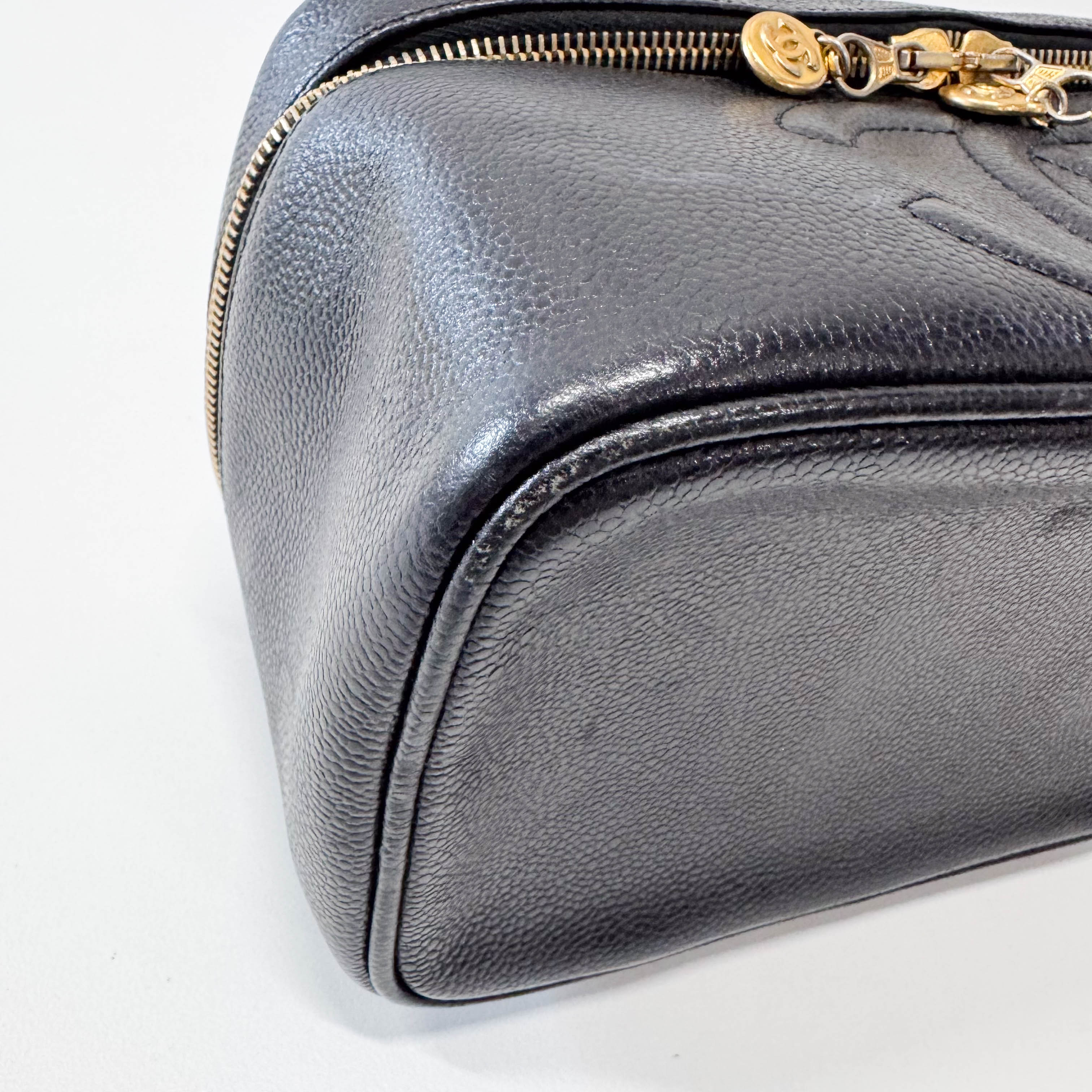 Black Grain Calf Skin Vanity Hand Bag