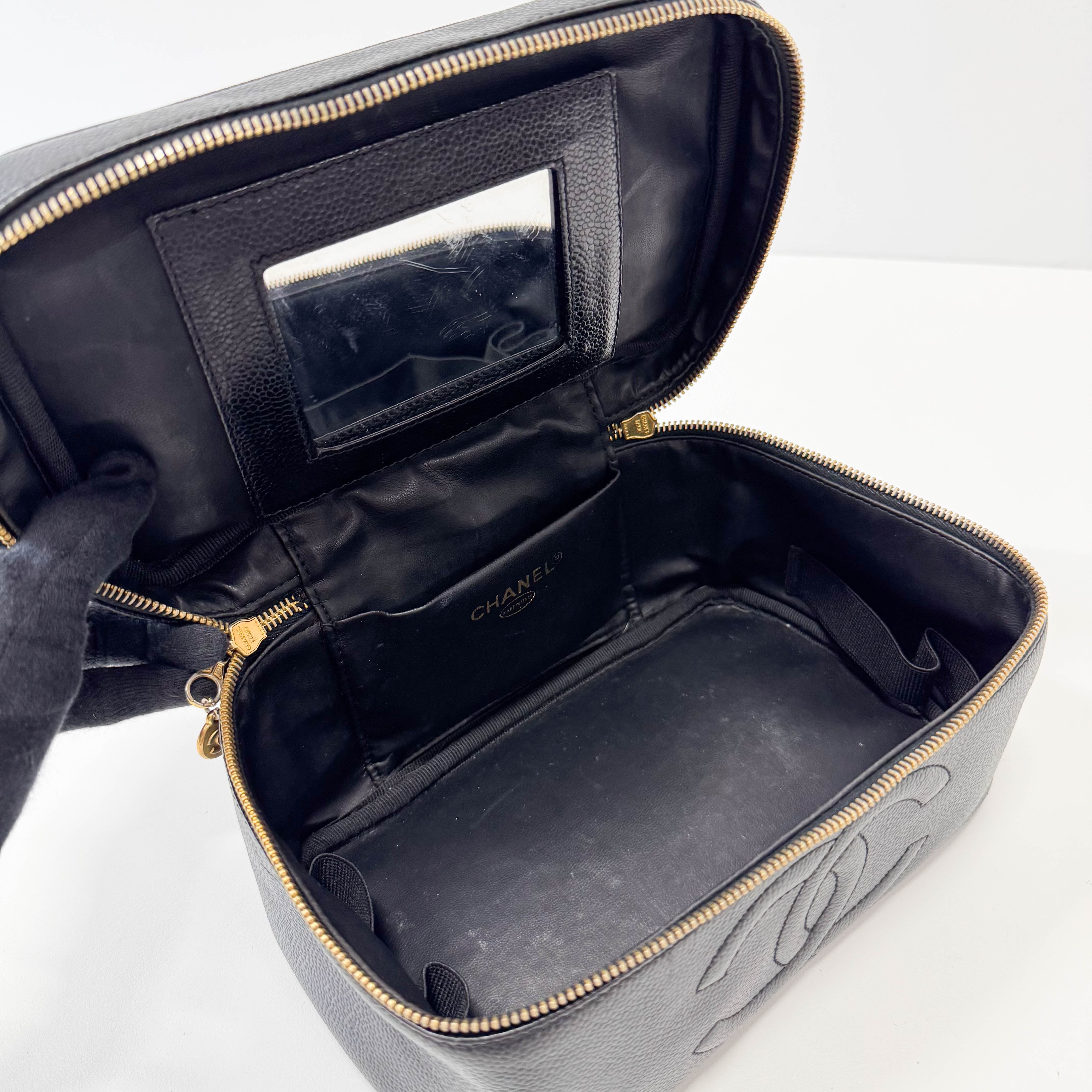 Black Grain Calf Skin Vanity Hand Bag