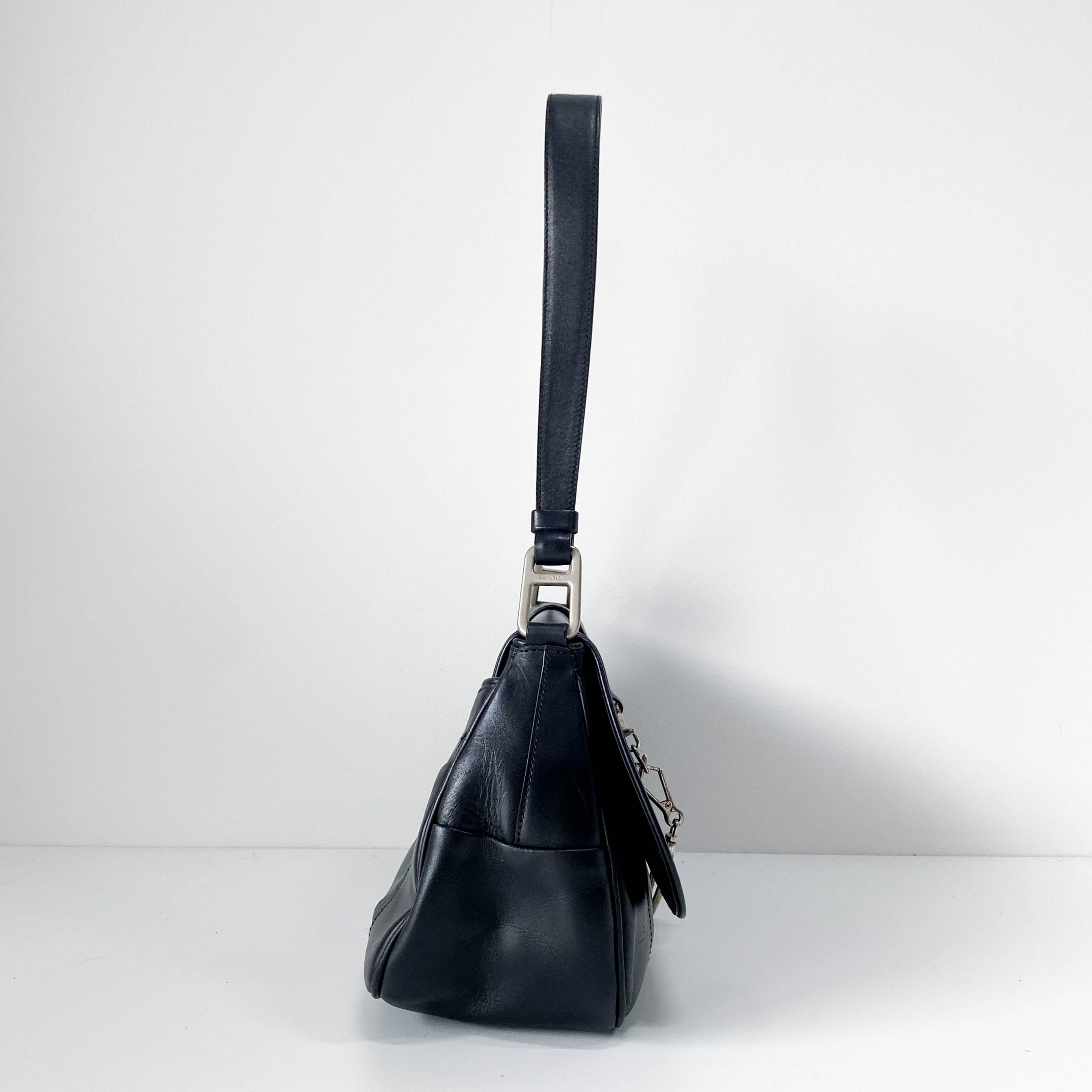 PRADA Archive Black Leather Shoulder Bag – HIVE PRELOVED