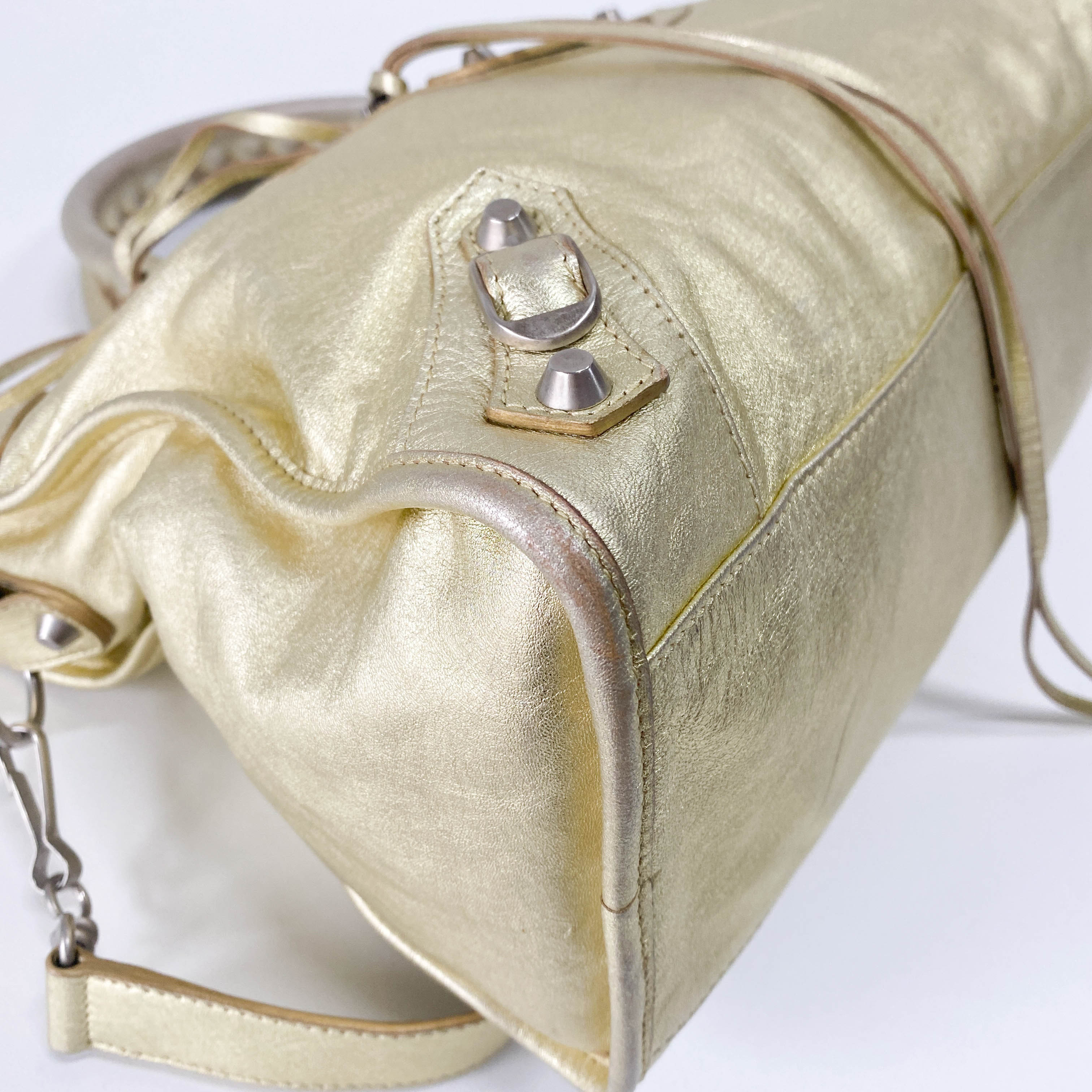 Le City Gold Leather Bag