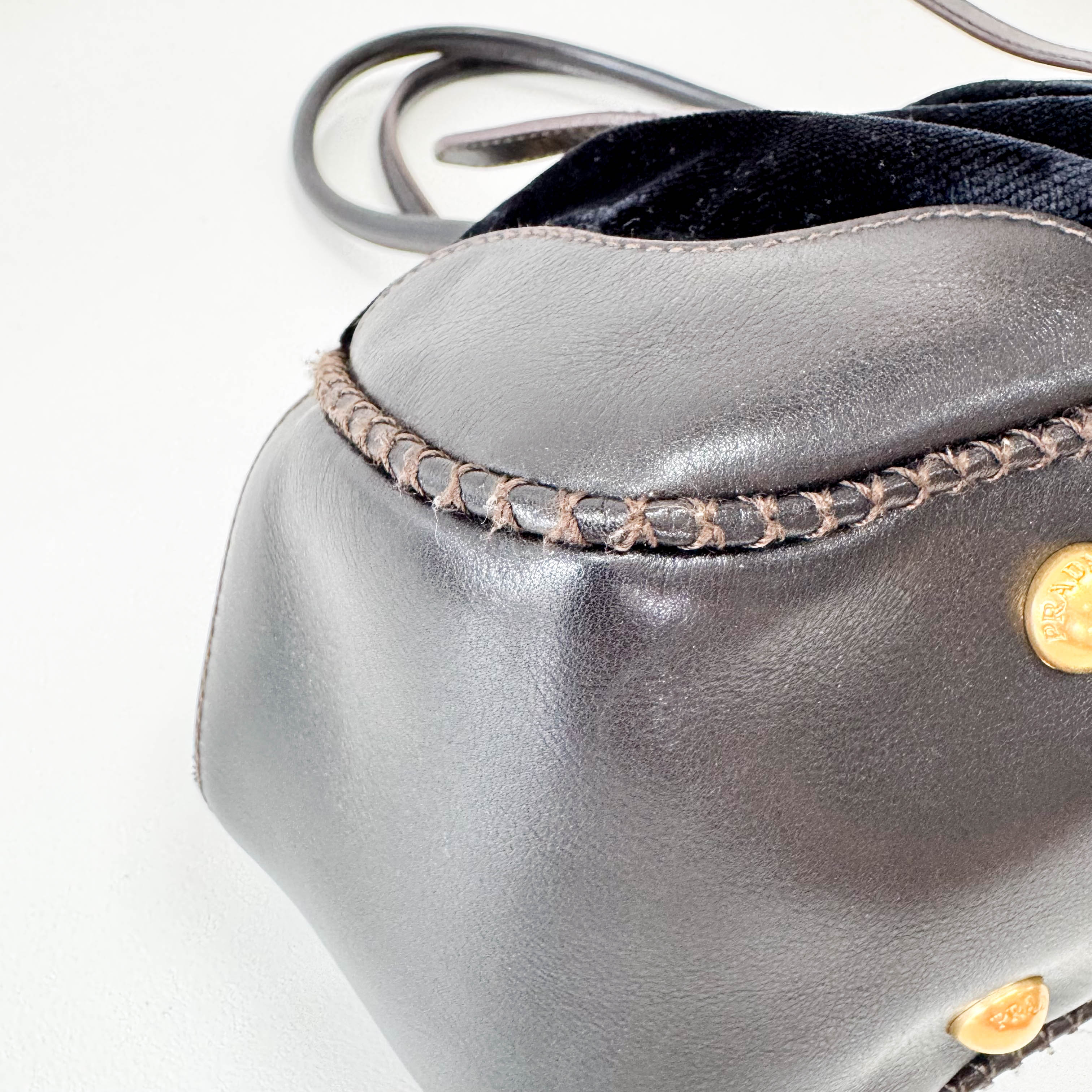 Frame Logo Print Velvet Bag