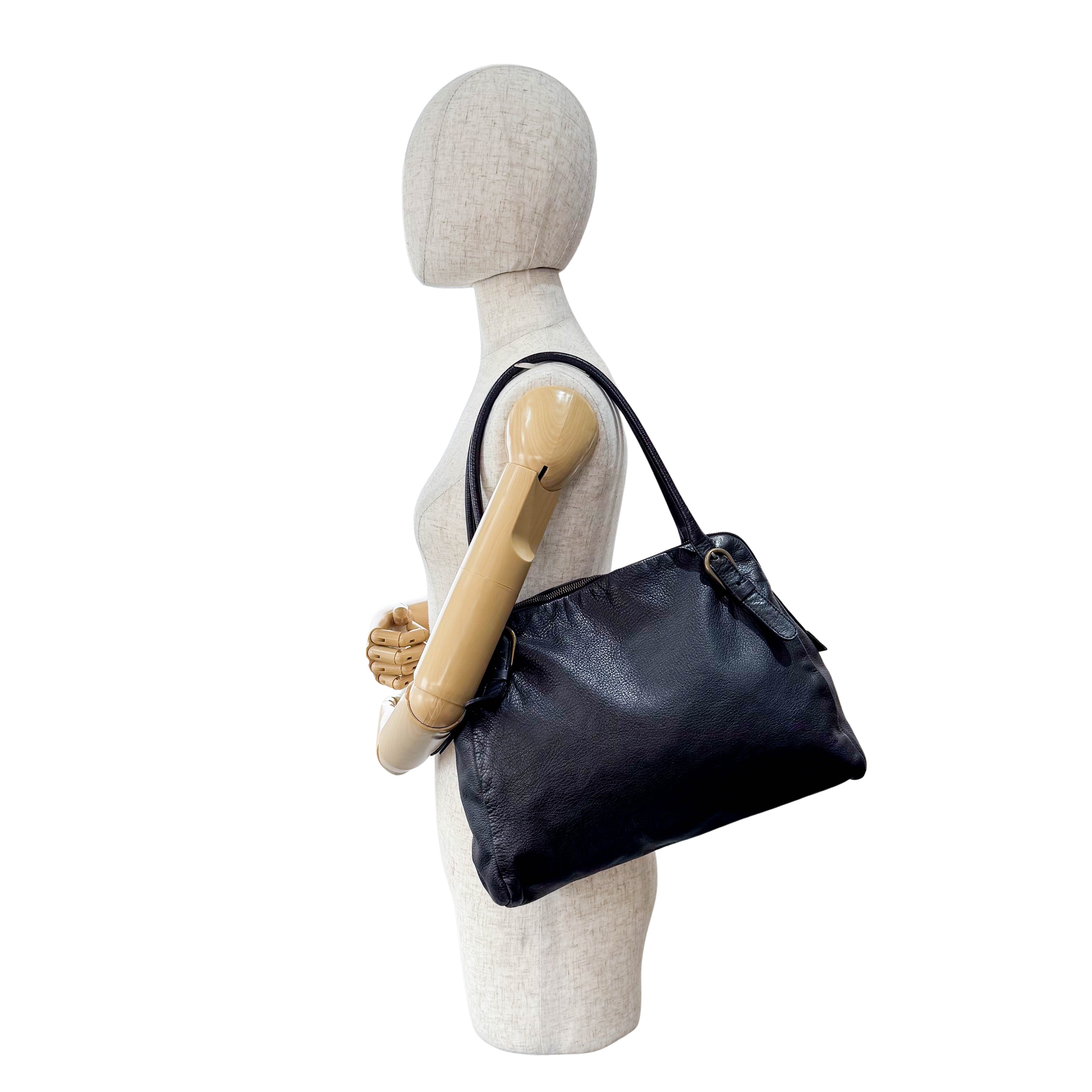 MIU MIU Archive Black Leather Shoulder Bag – HIVE PRELOVED