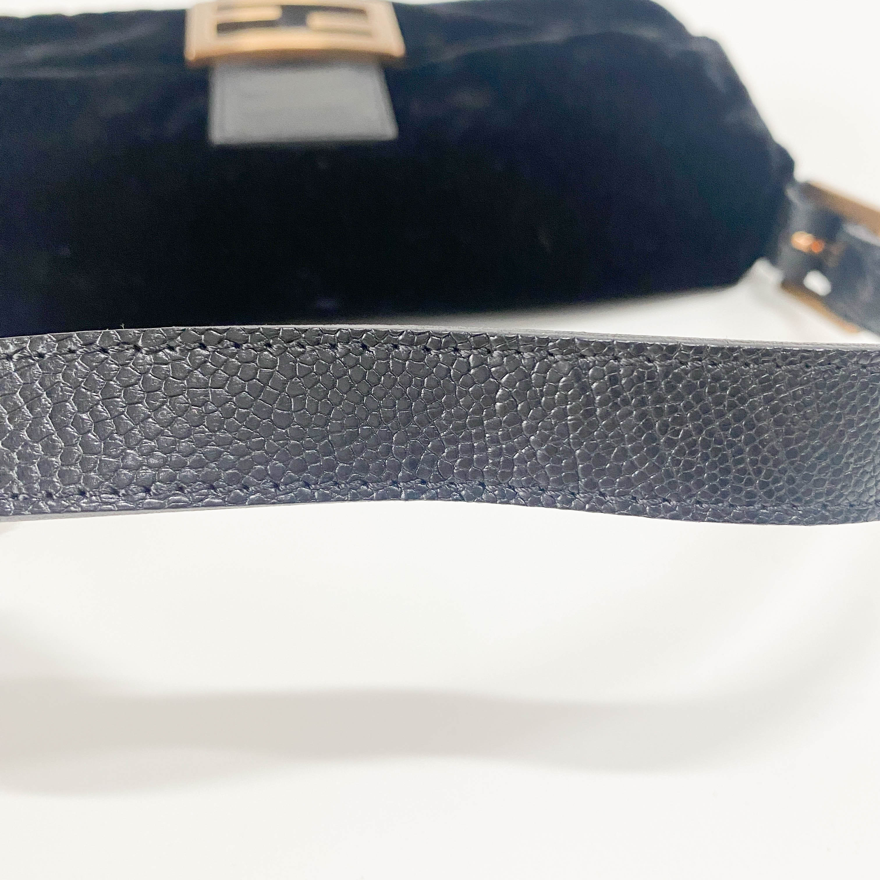 Baguette Black Velvet & Lizard Leather Shoulder Bag