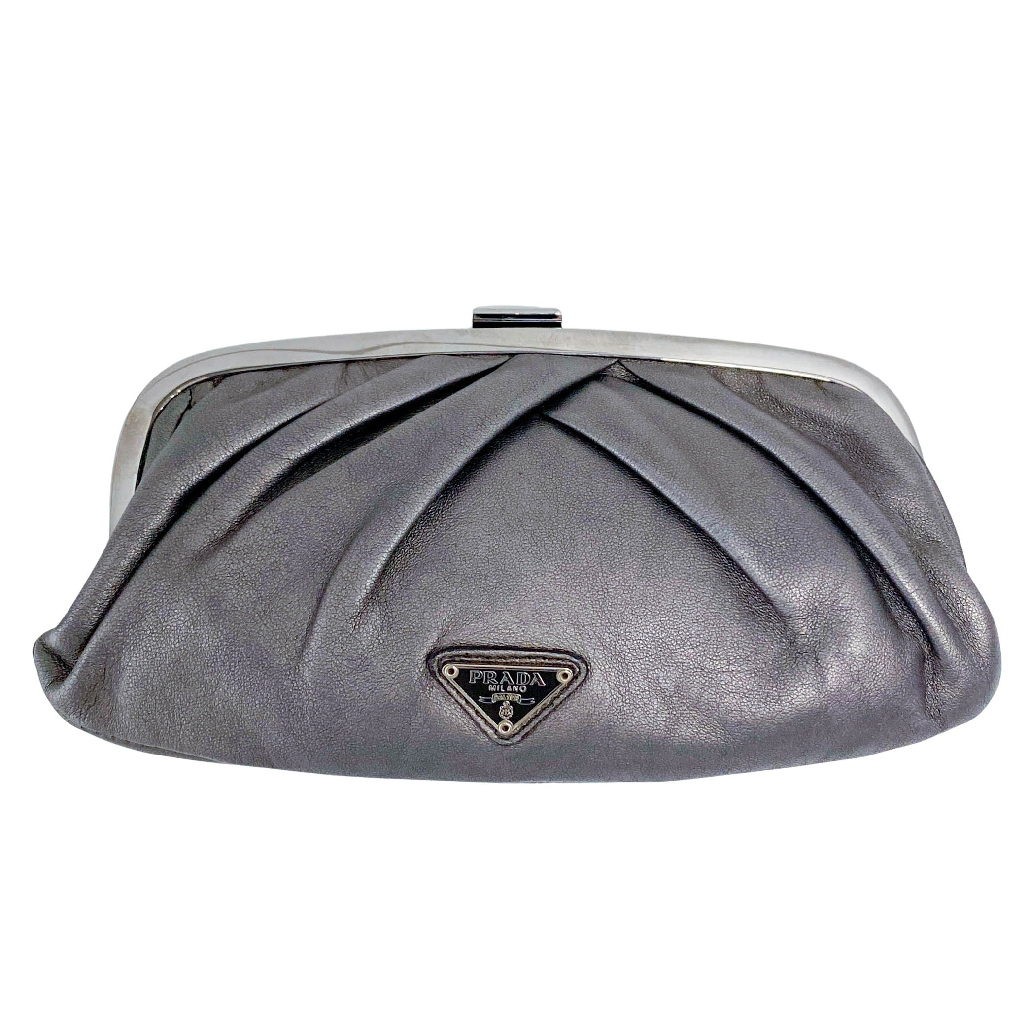 【ヴィンテージ】Rank:B☆PRADA サピアノ フォンポーチバッグ PRADA（プラダ）のヴィンテージ商品一覧｜ヴァルティーク