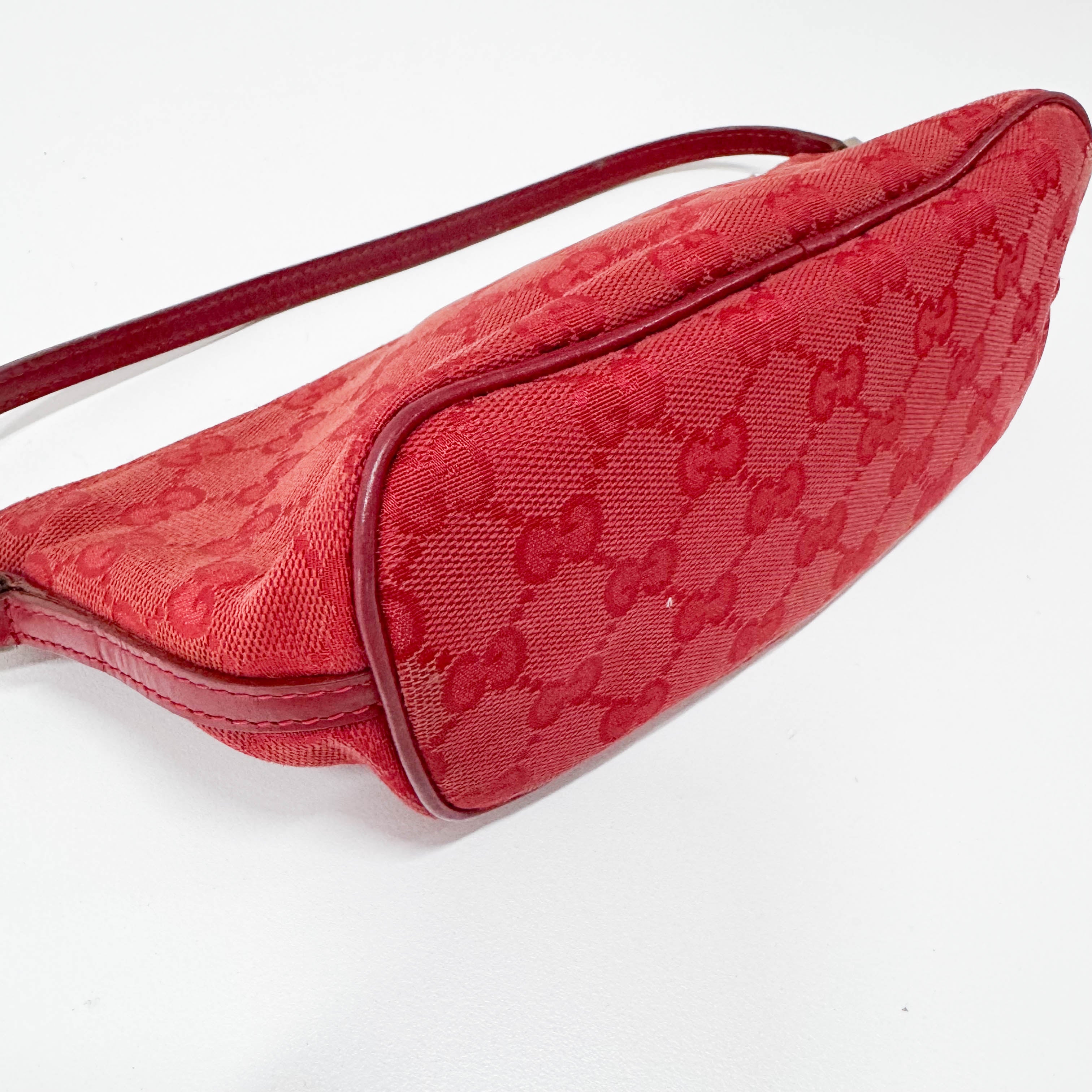 Boat GG Canvas Red Pouch Shoulder Bag