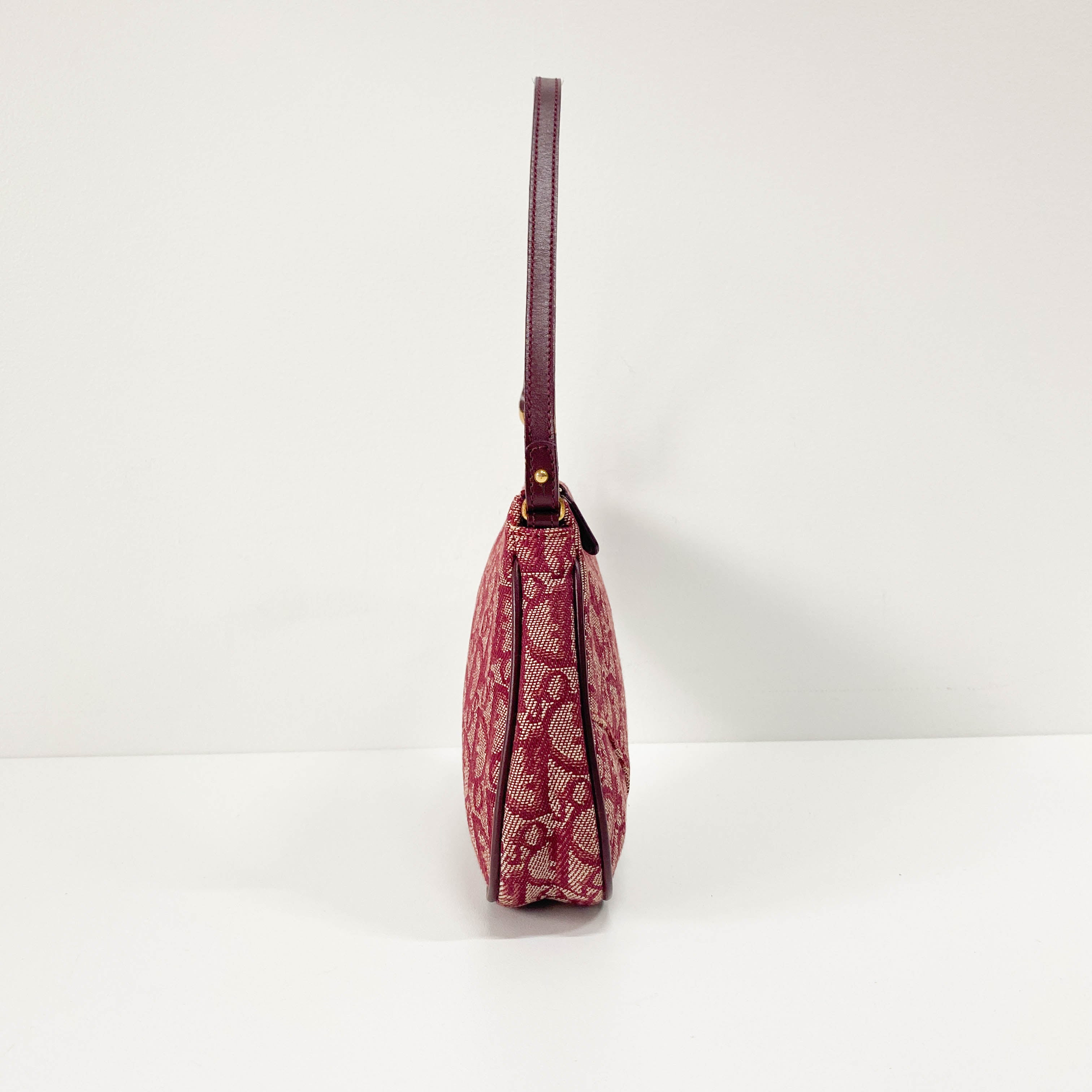 Saddle Red Trotter Canvas Shoulder Bag