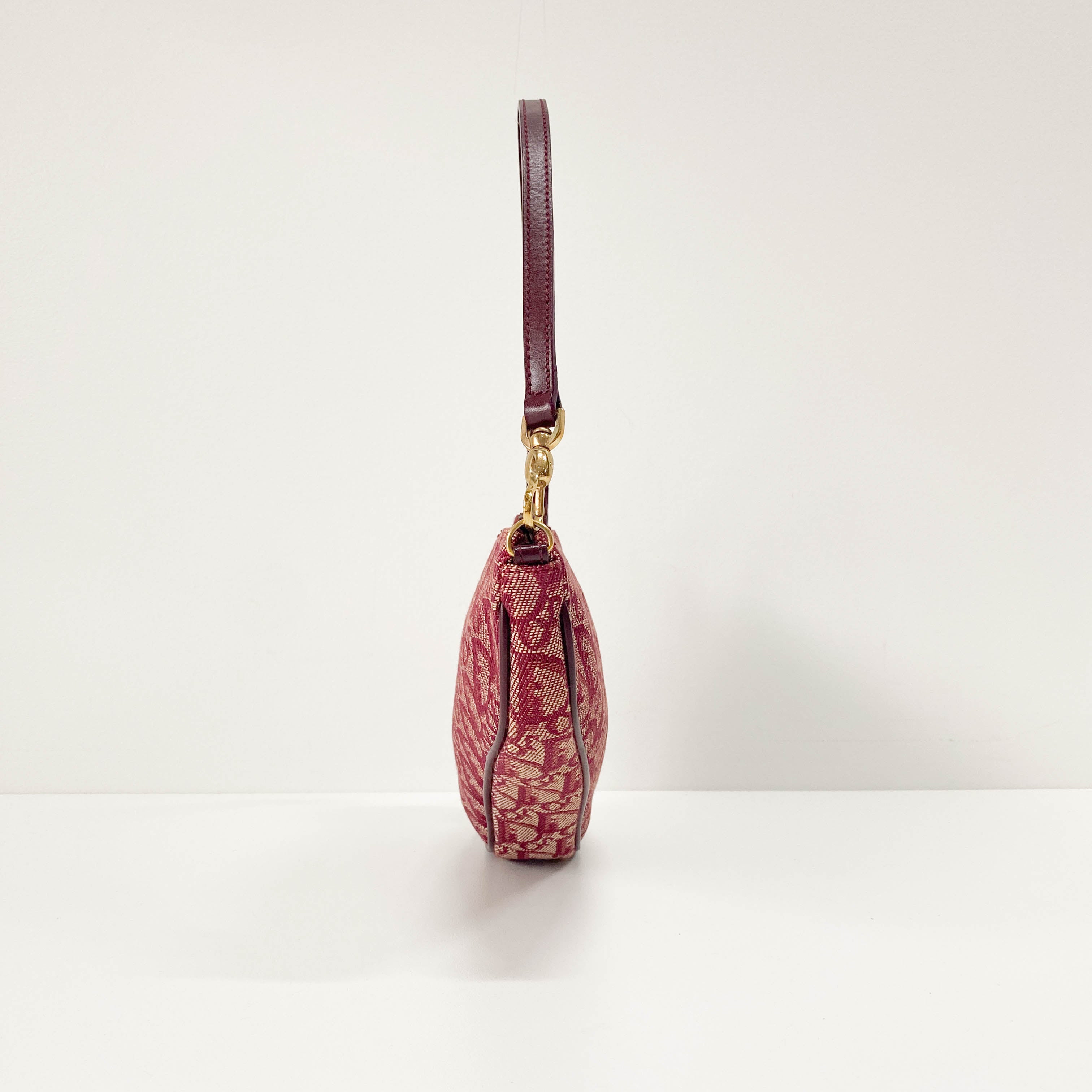 Saddle Red Trotter Canvas Shoulder Bag