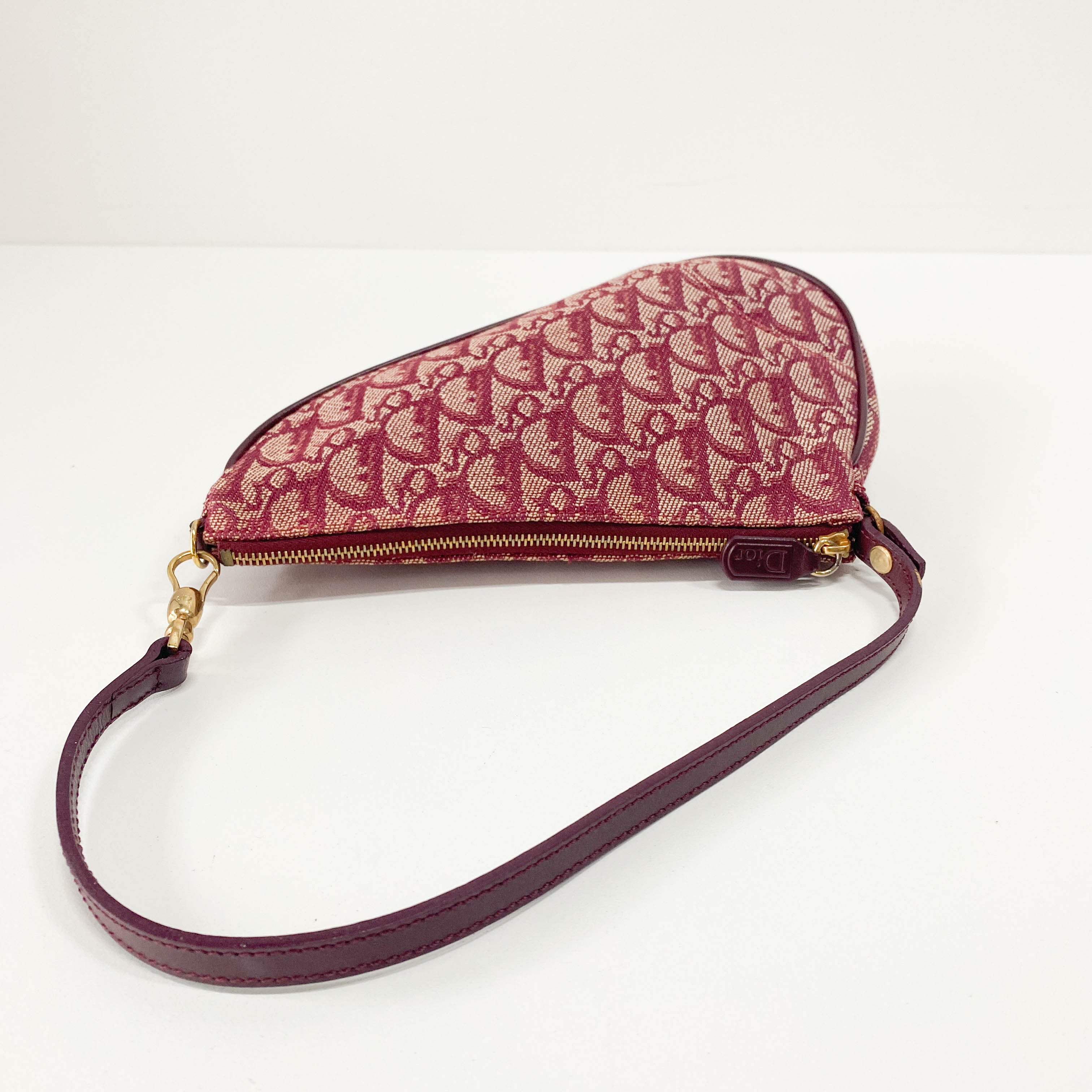 Saddle Red Trotter Canvas Shoulder Bag