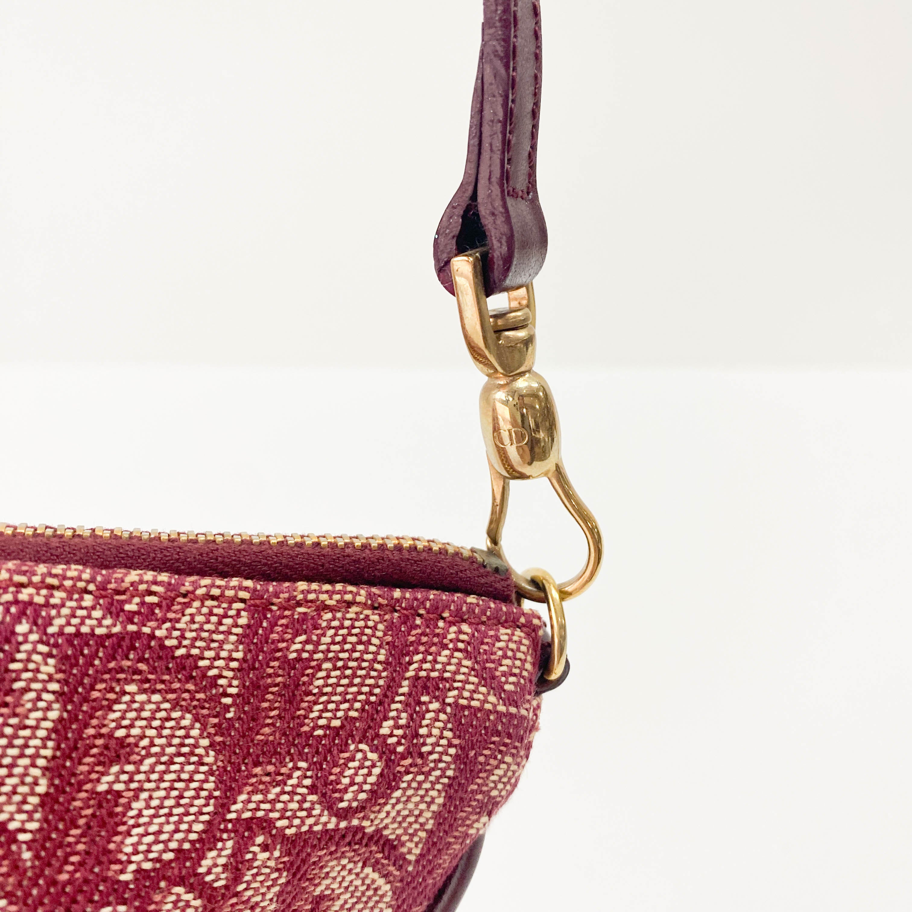 Saddle Red Trotter Canvas Shoulder Bag