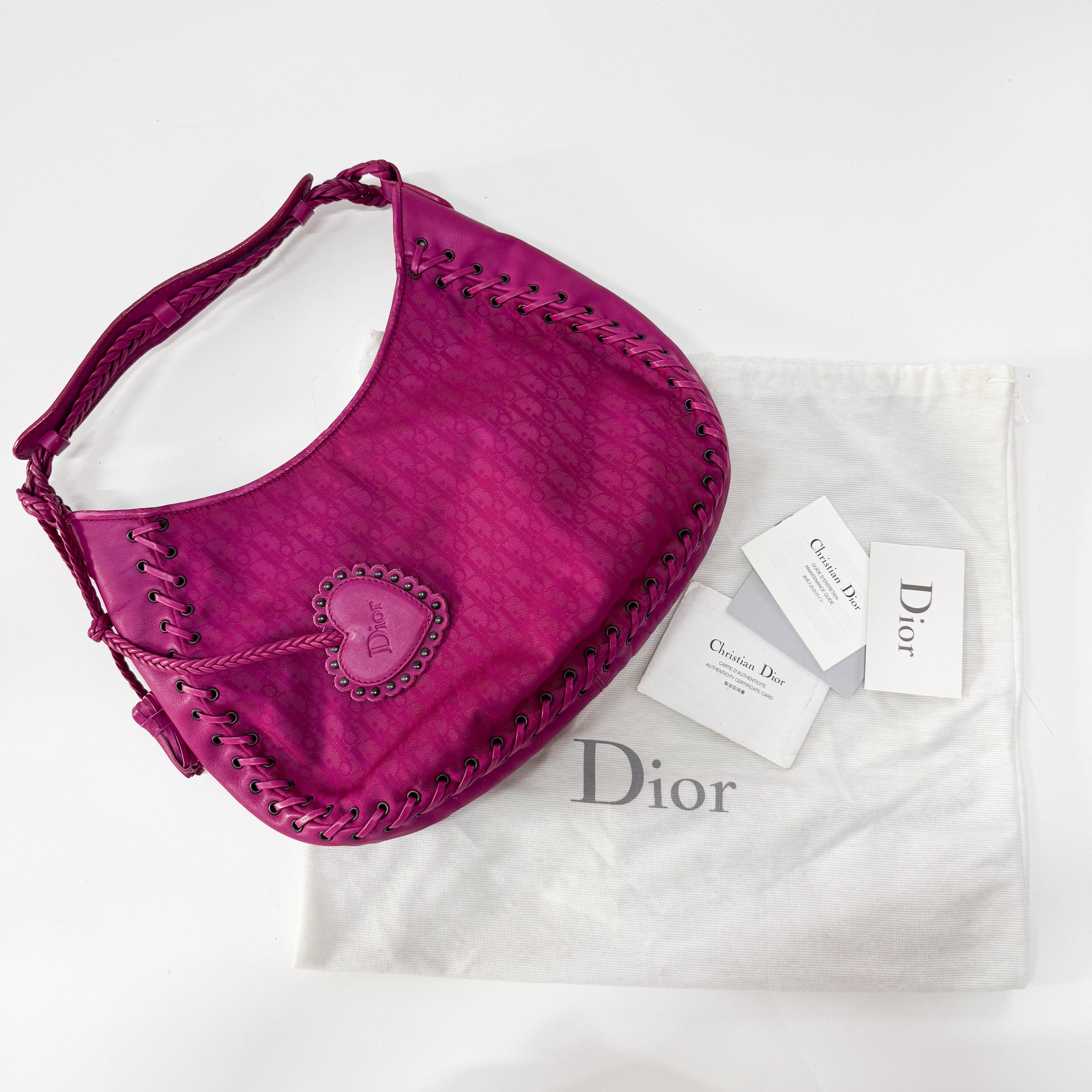 Trotter Pink Canvas Shoulder Bag