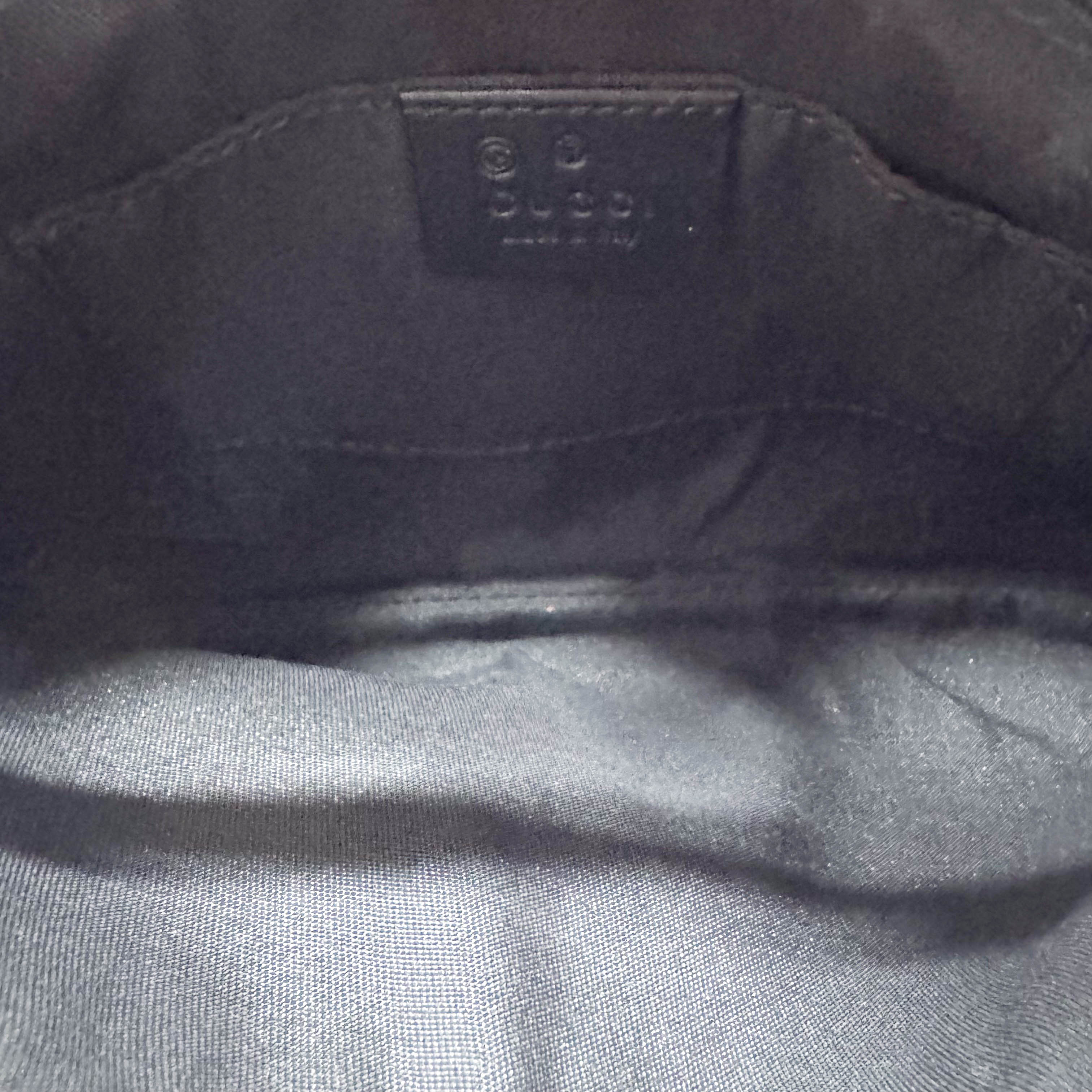 GG Canvas Black Shoulder Bag