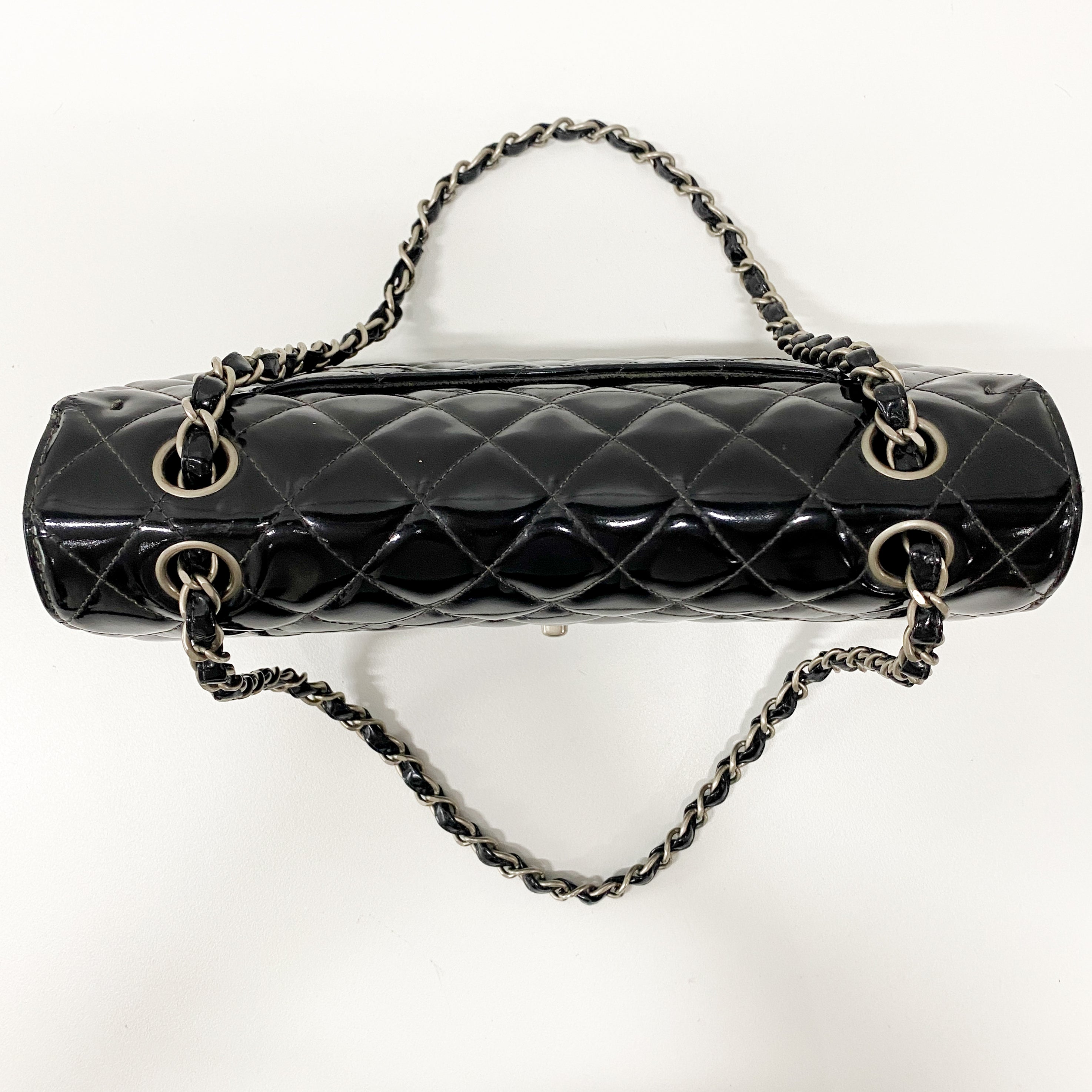 Timeless Classic Double Flap 25 Black Patent Leather Chain Shoulder Bag