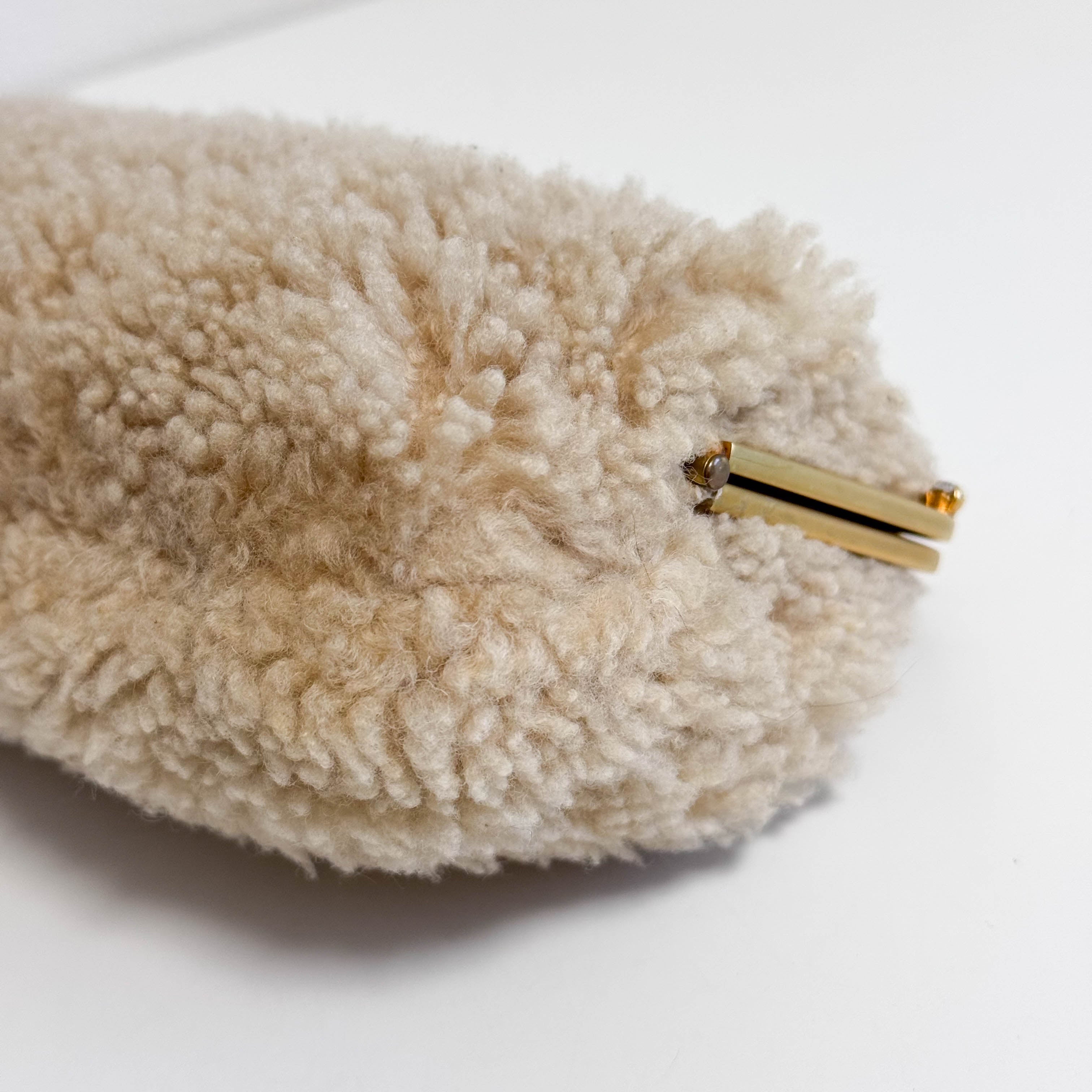 Beige Sheep Fur Bijou Chain Shoulder Bag