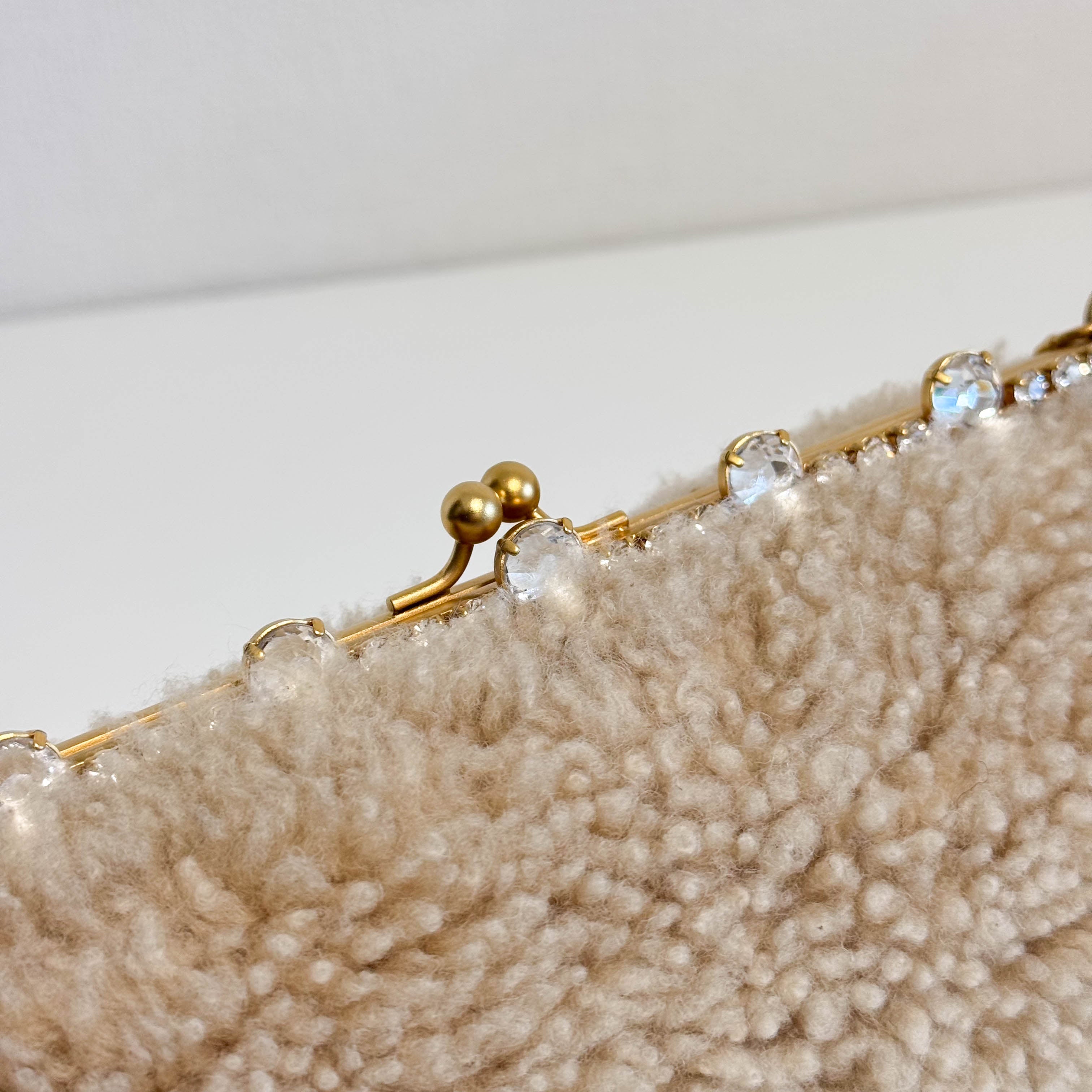 Beige Sheep Fur Bijou Chain Shoulder Bag