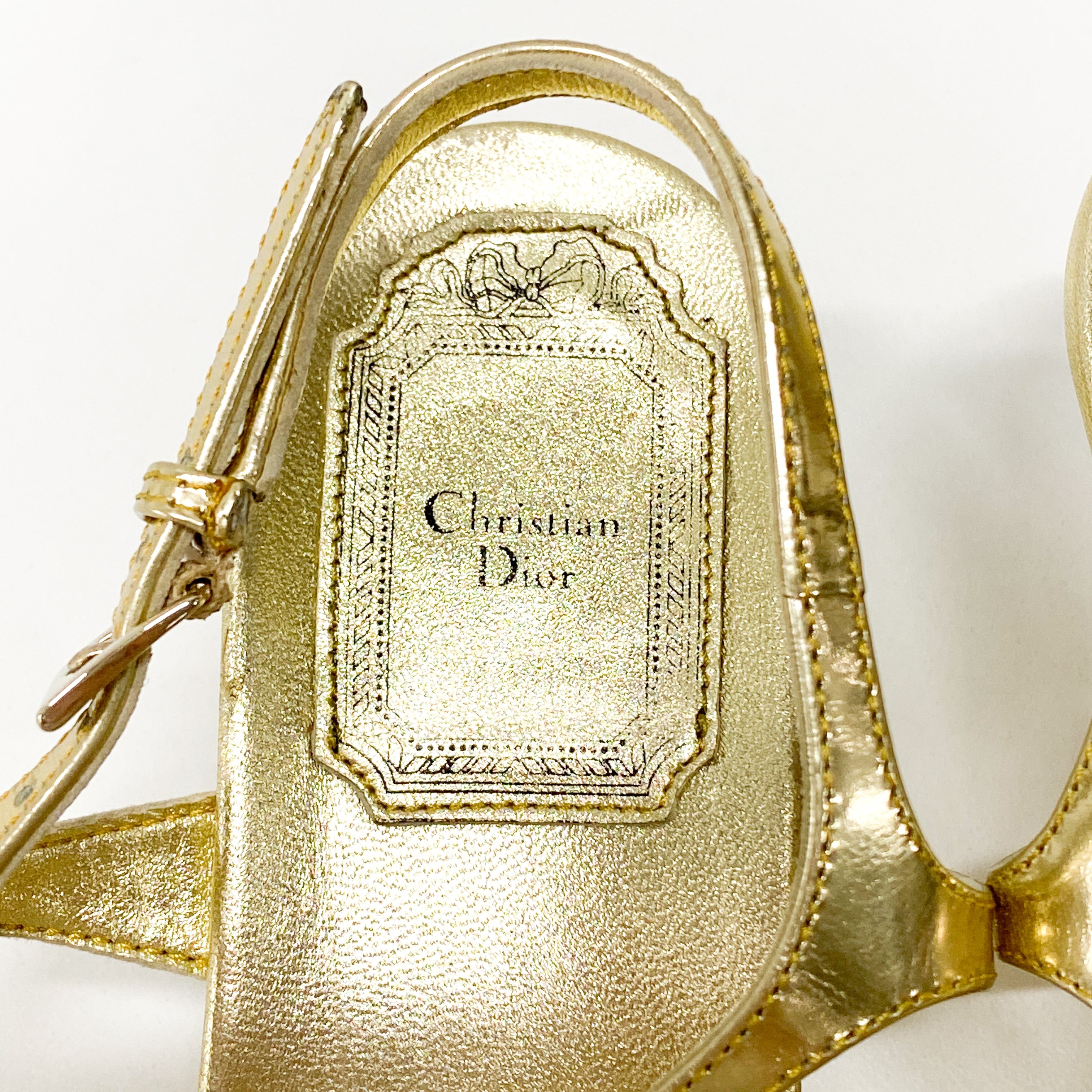 Vintage Gold Heel Sandas SIZE 35