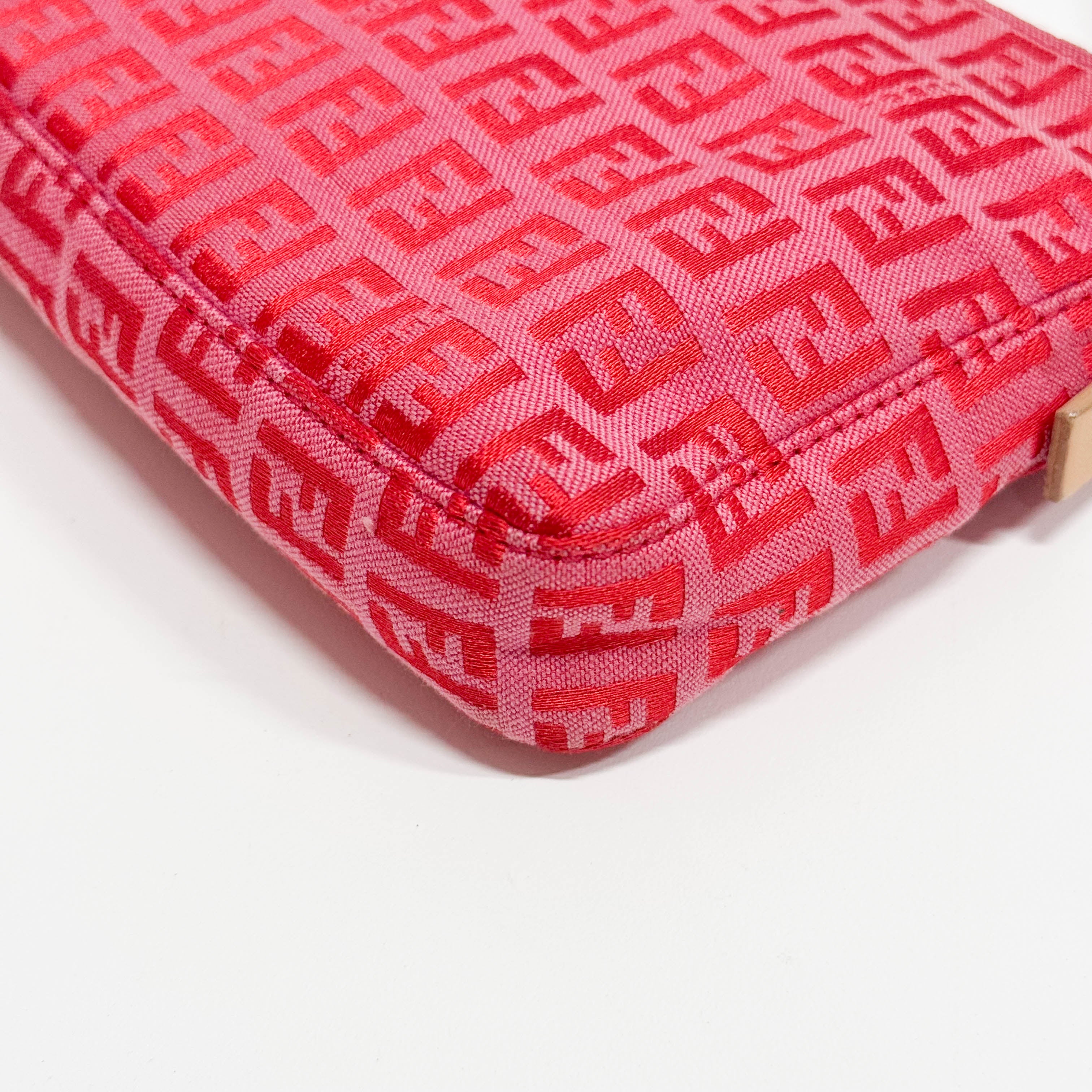 Zucchino Red Canvas Shoulder Bag