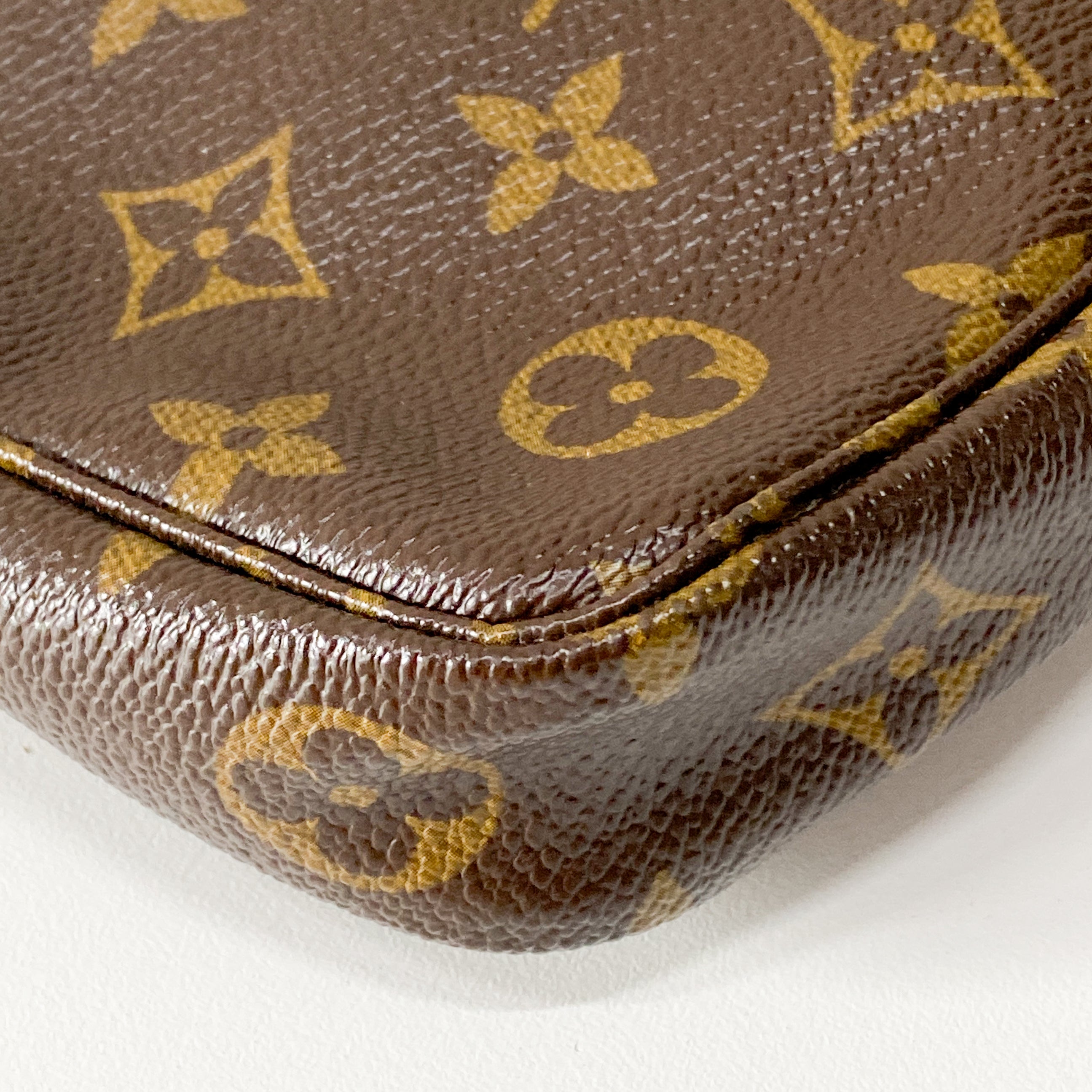 LV x Takashi Murakami Monogram Cherry Pochette Accessoire