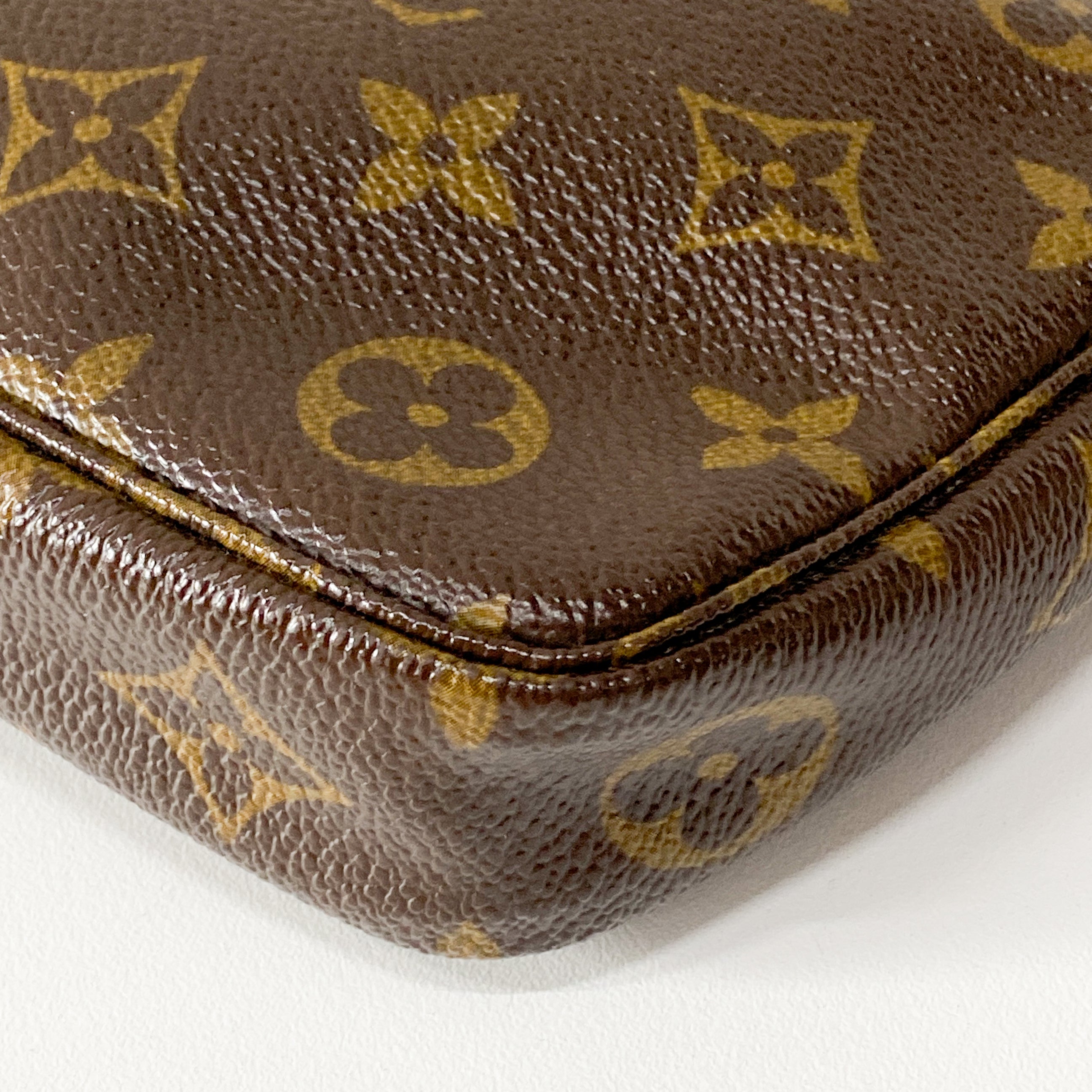 LV x Takashi Murakami Monogram Cherry Pochette Accessoire