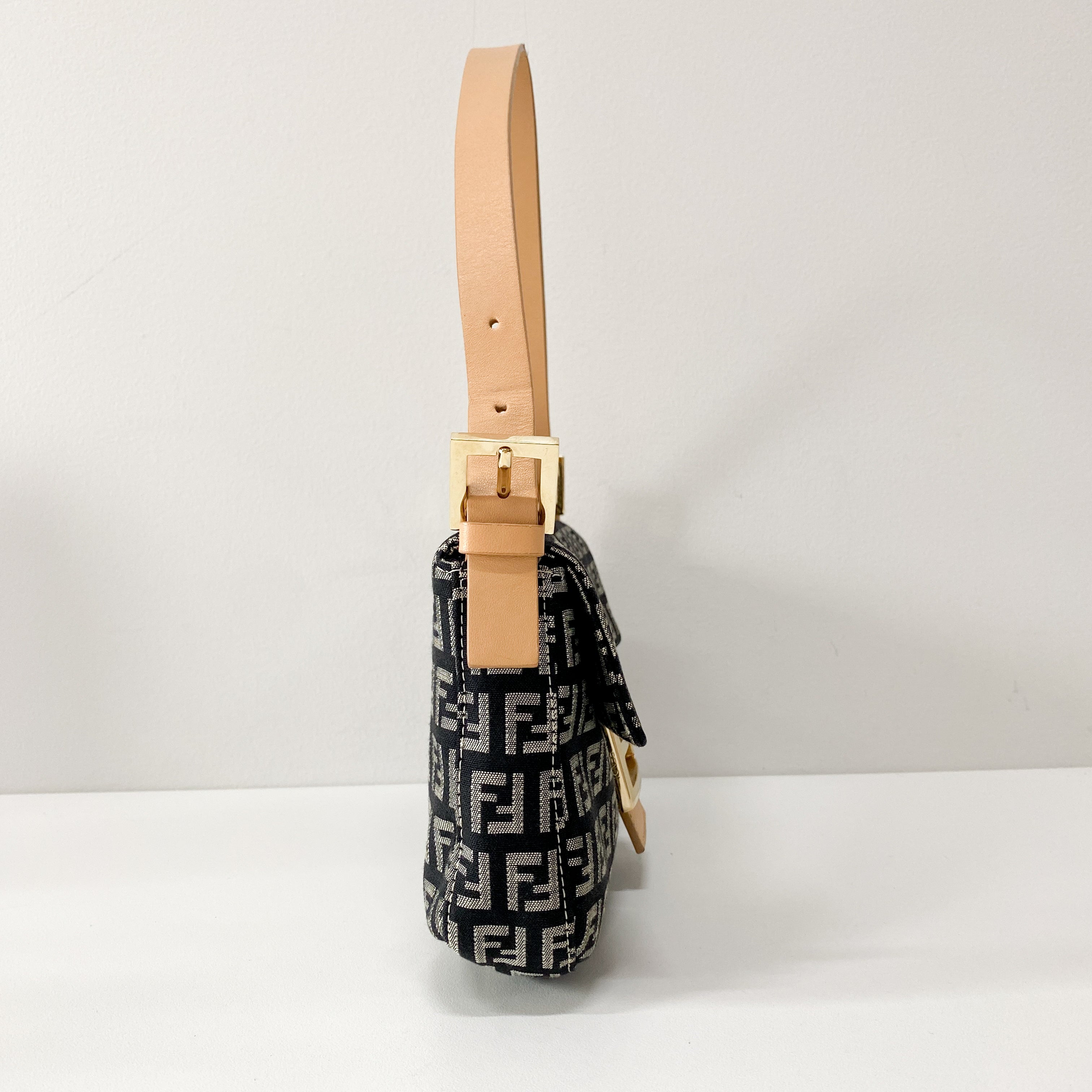 Zucchino Baguette Black Canvas Shoulder Bag