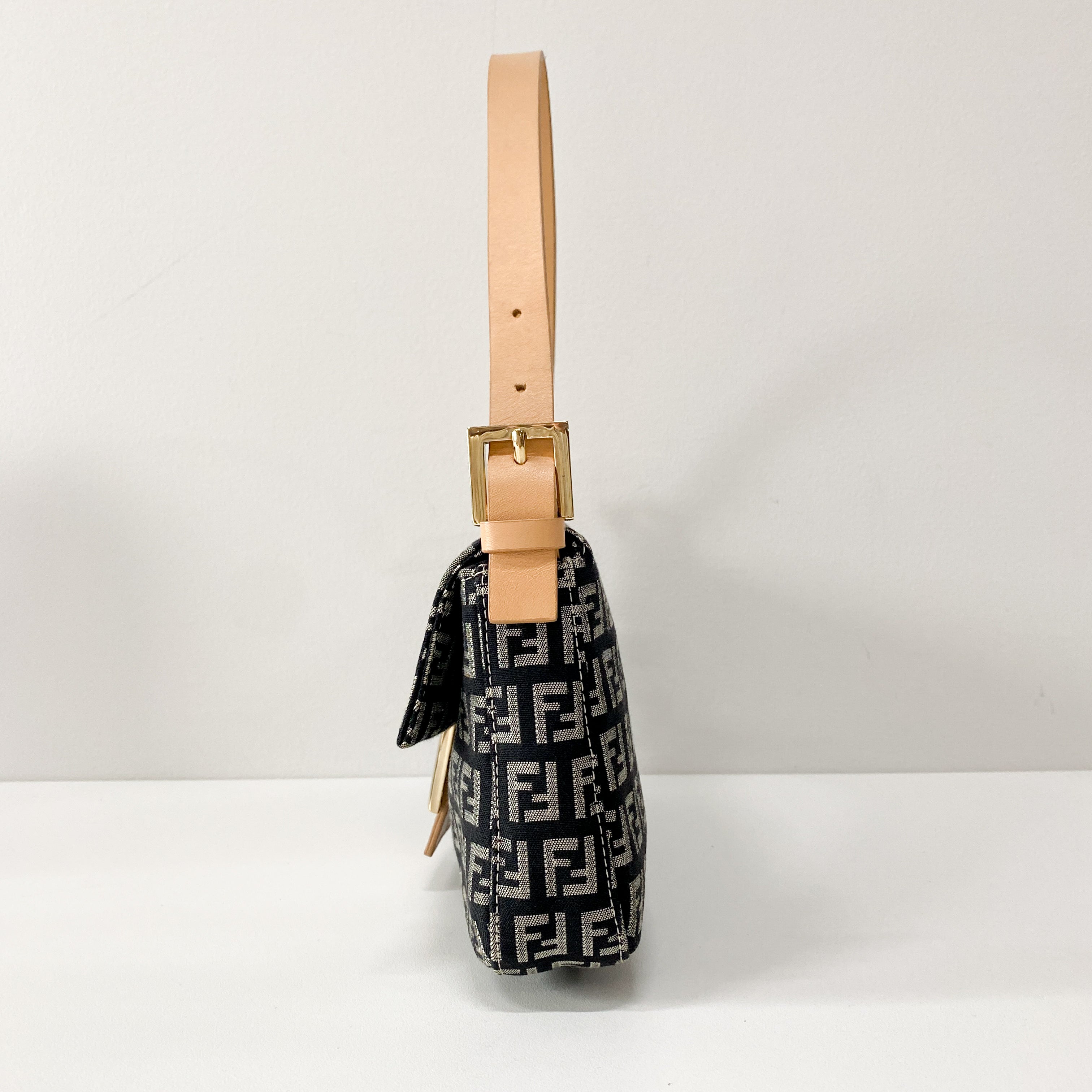 Zucchino Baguette Black Canvas Shoulder Bag