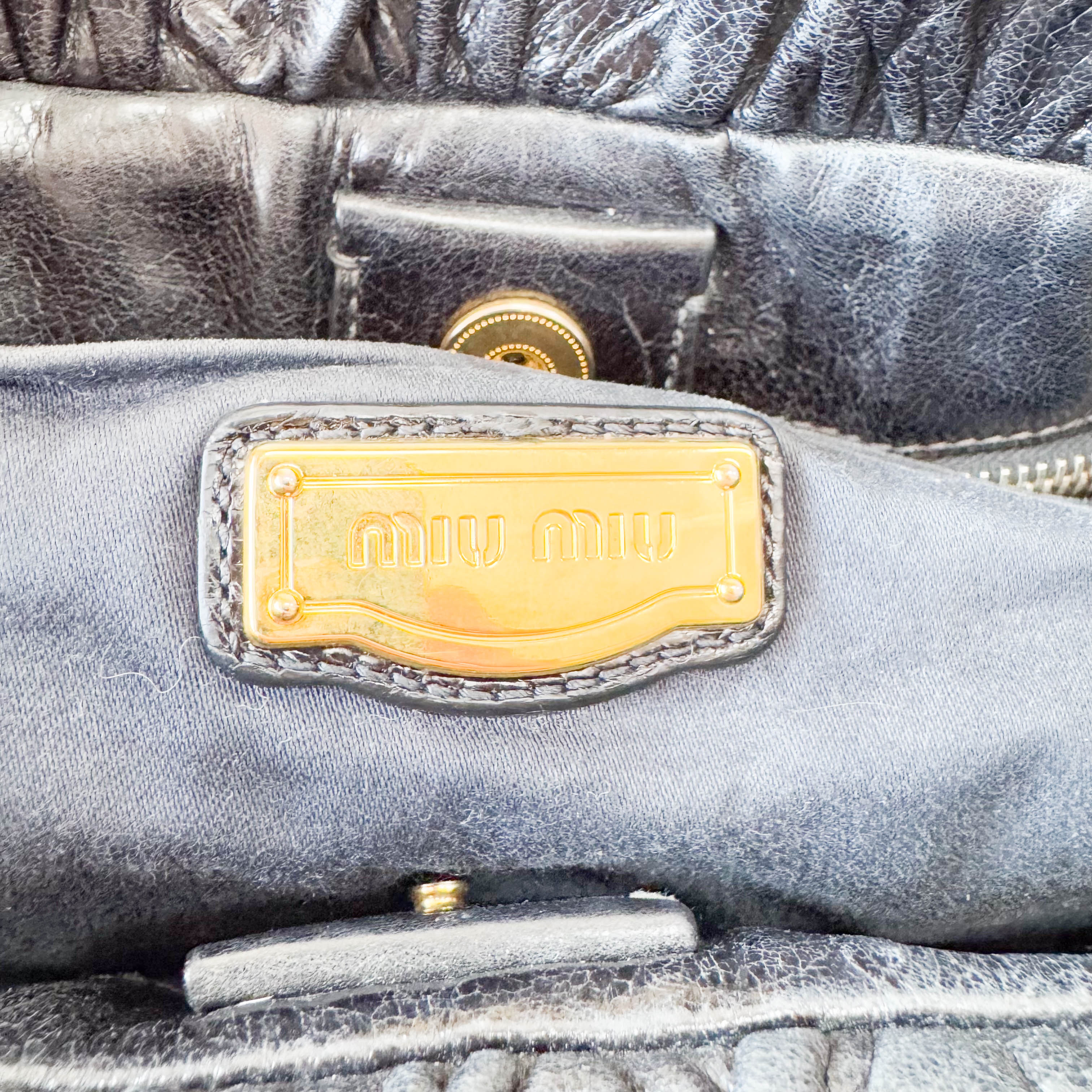 Vitello Black Leather Bag