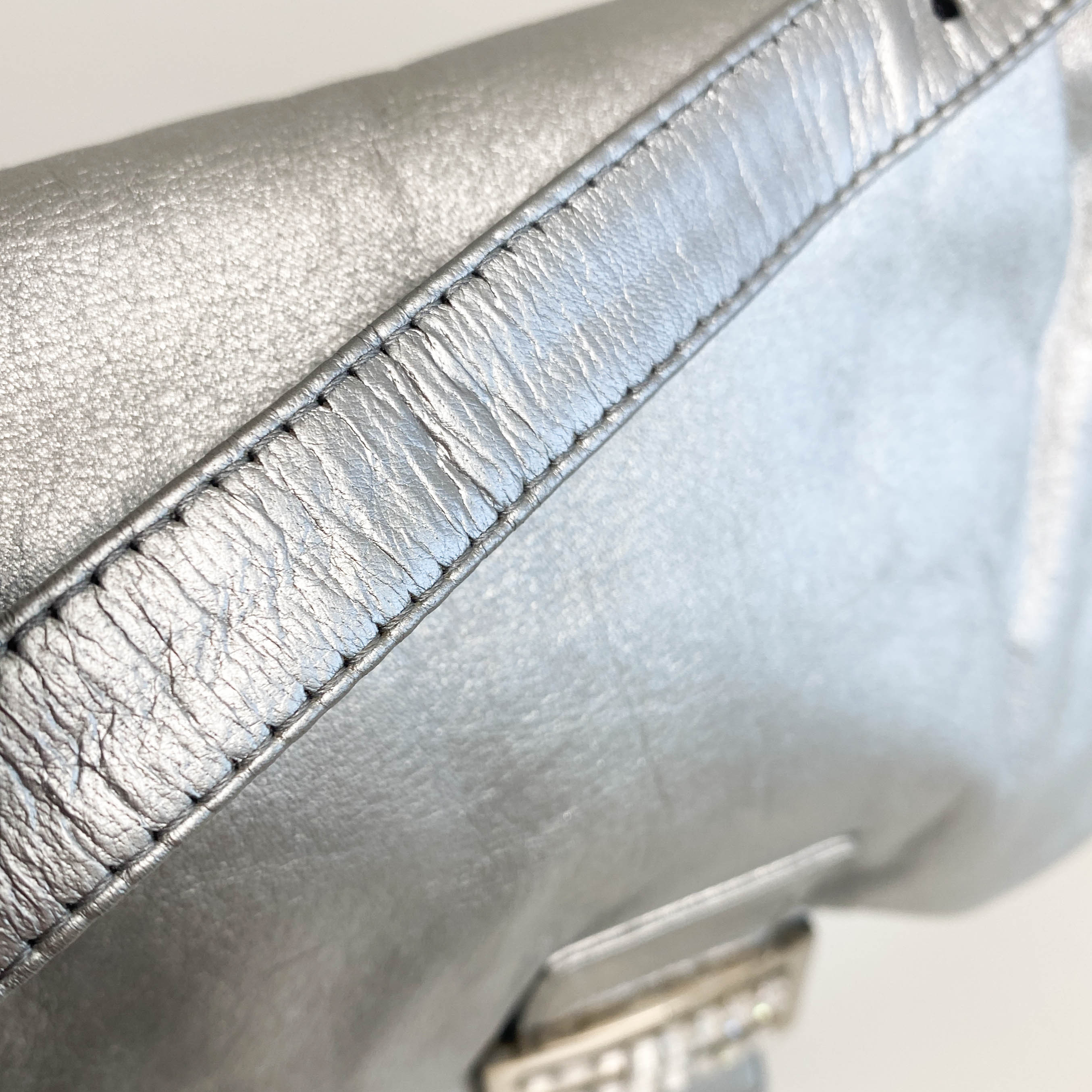 Mamma Baguette Silver Leather Shoulder Bag