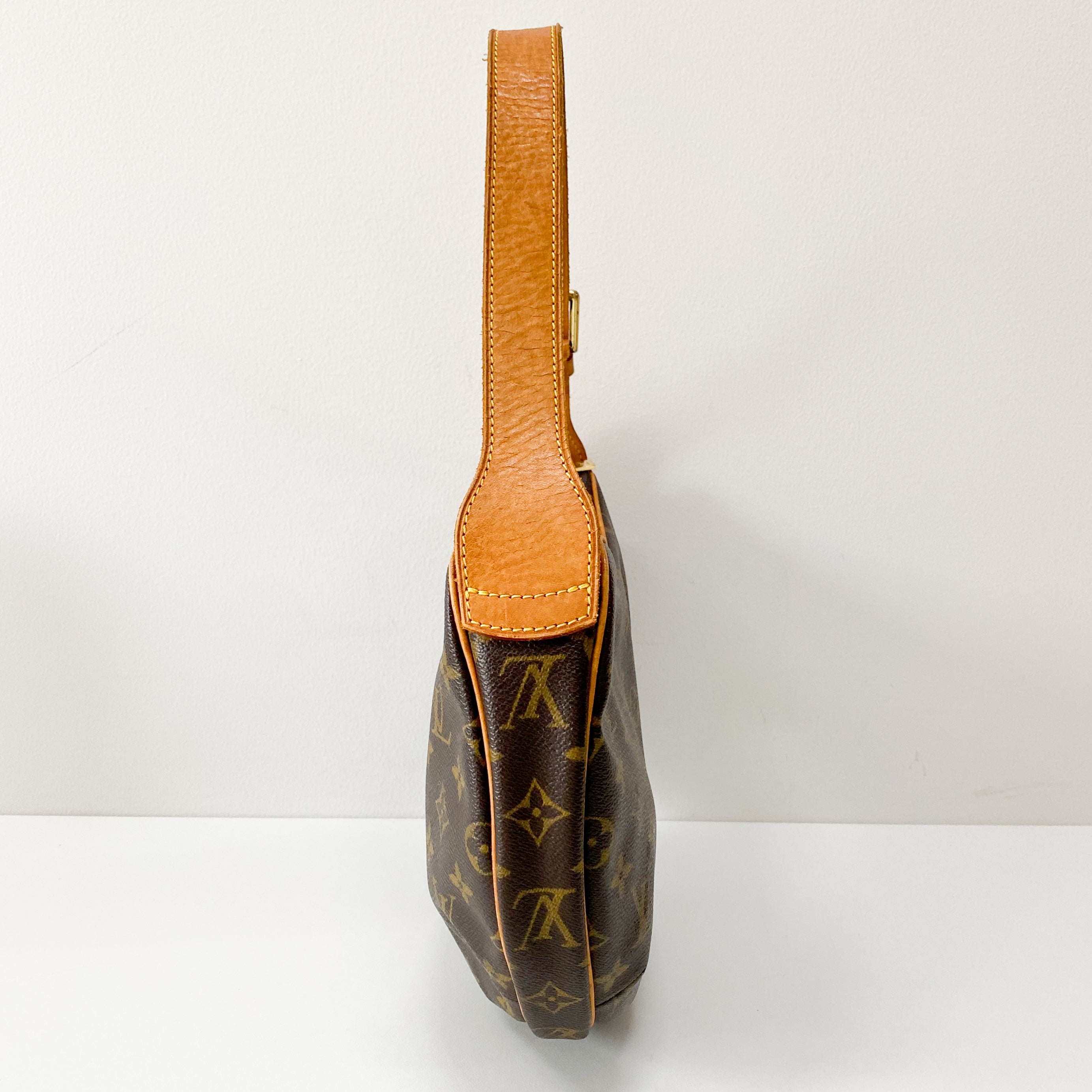 Croissant MM Monogram Brown Canvas Shoulder Bag