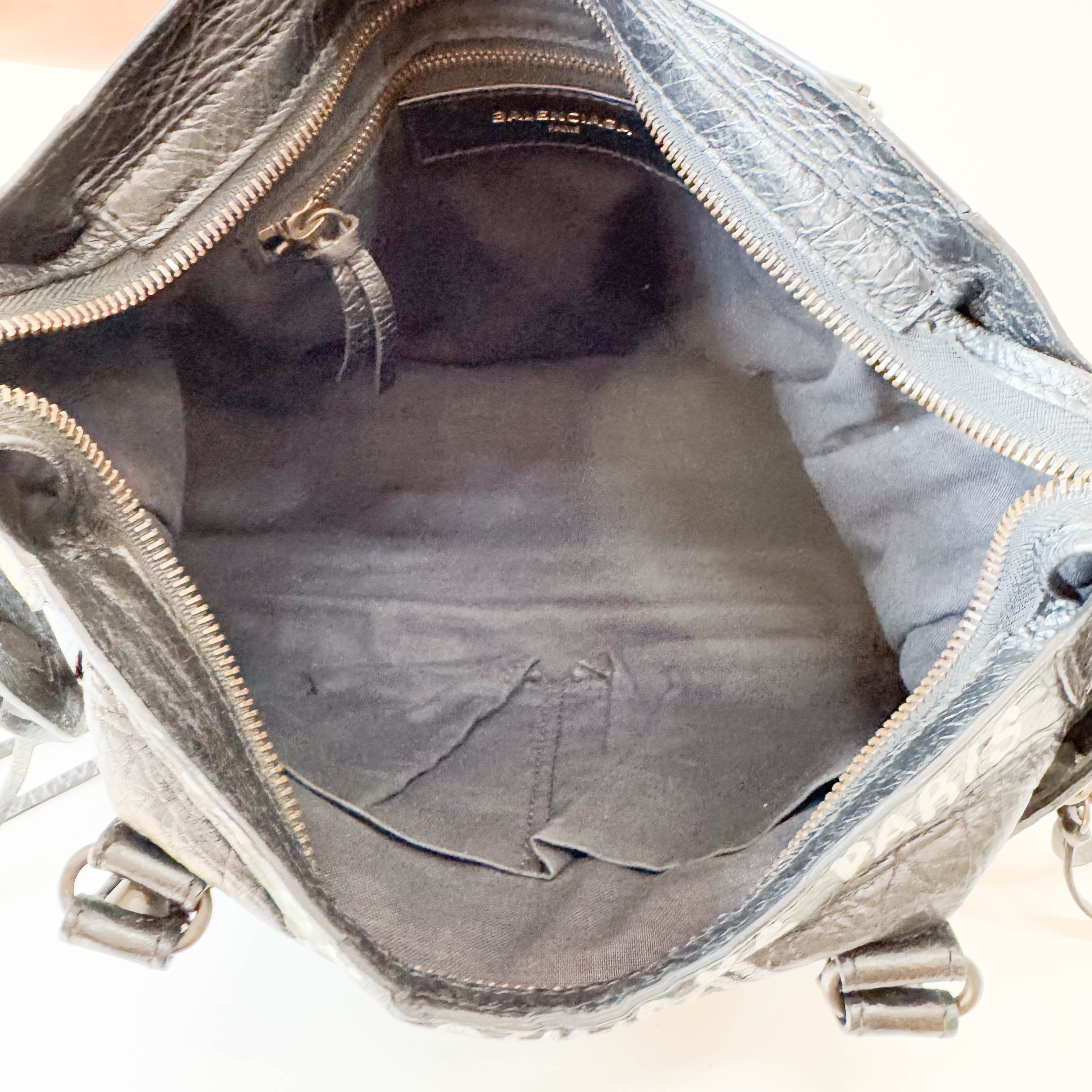 Graffiti The City Black Leather Hand Bag