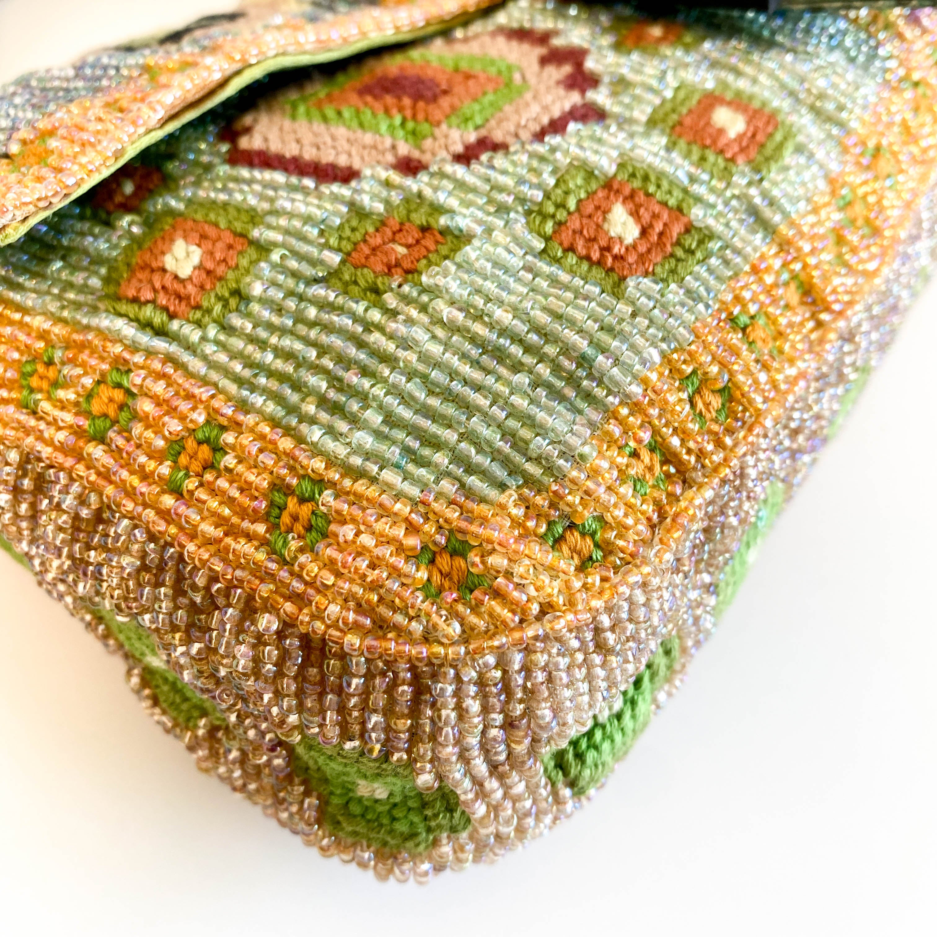 Baguette Rare Collector's Piece Fully Beaded / Embroidered Multicolour Shoulder Bag Lizard Buckle
