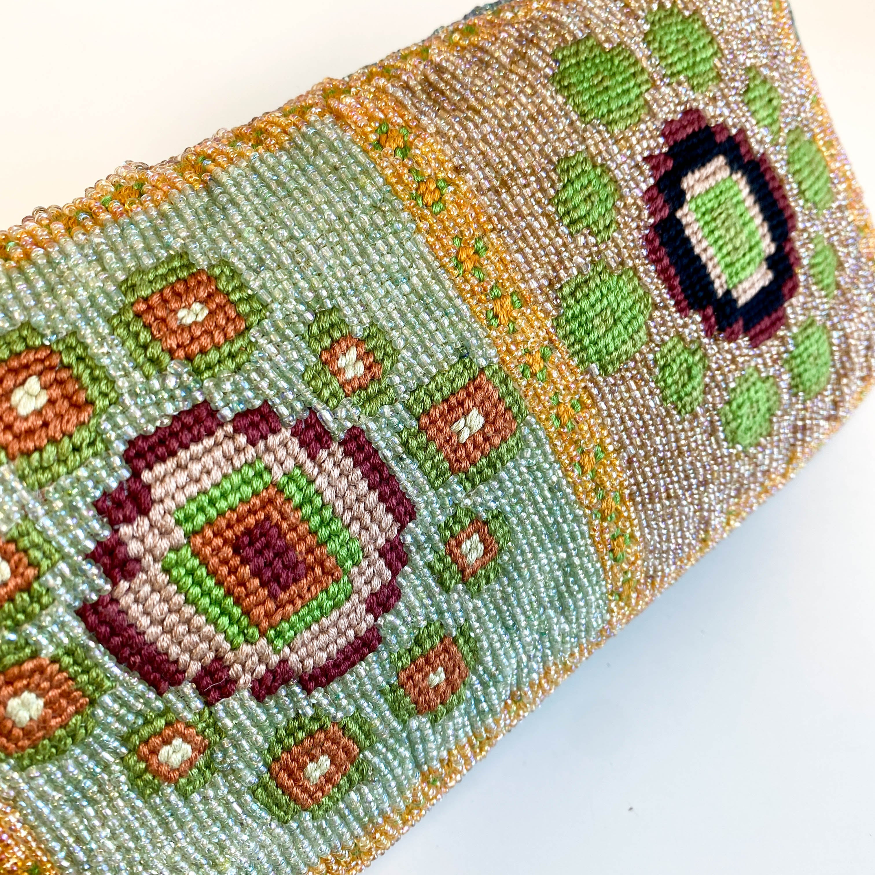 Baguette Rare Collector's Piece Fully Beaded / Embroidered Multicolour Shoulder Bag Lizard Buckle