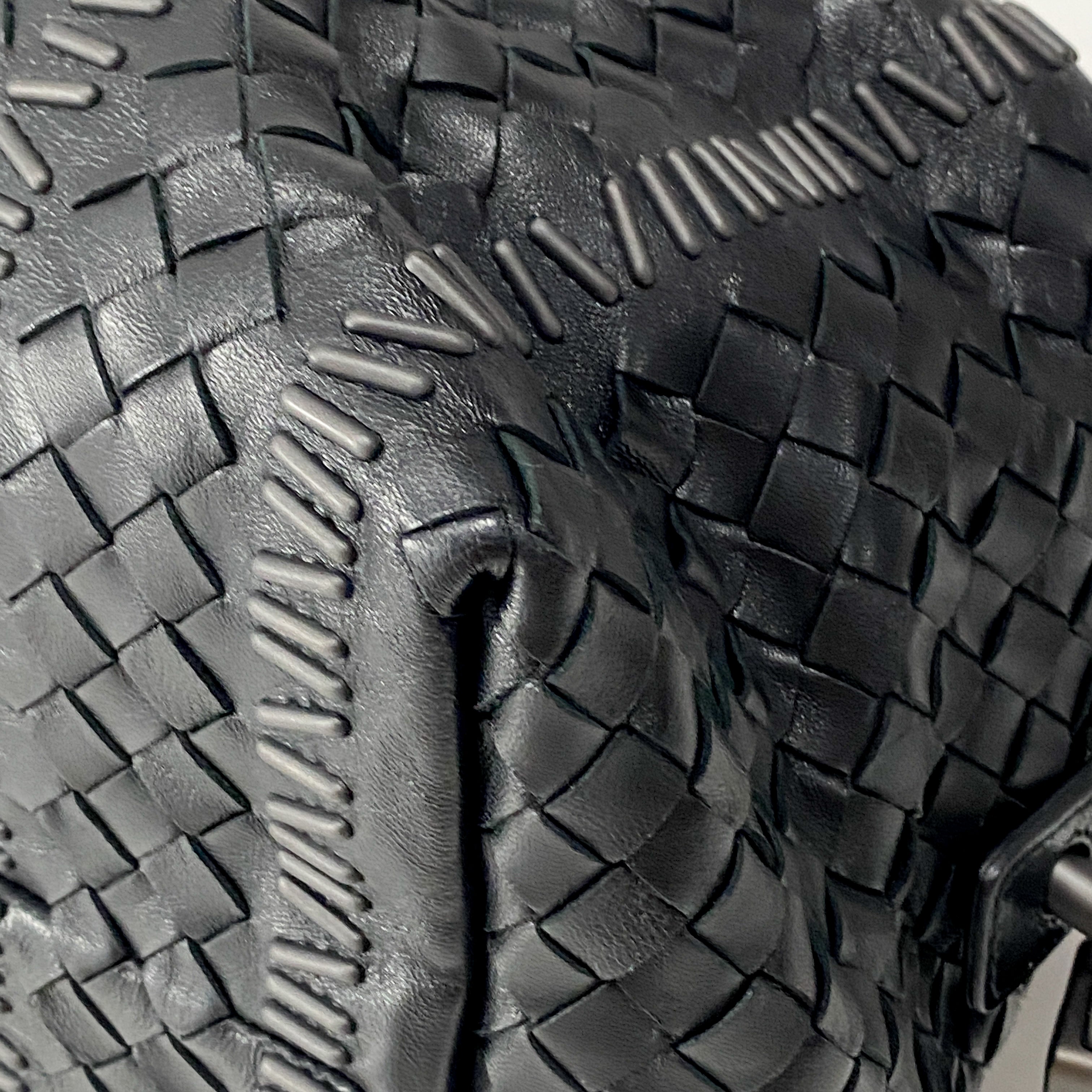 Intrecciato Black Leather Shoulder Bag