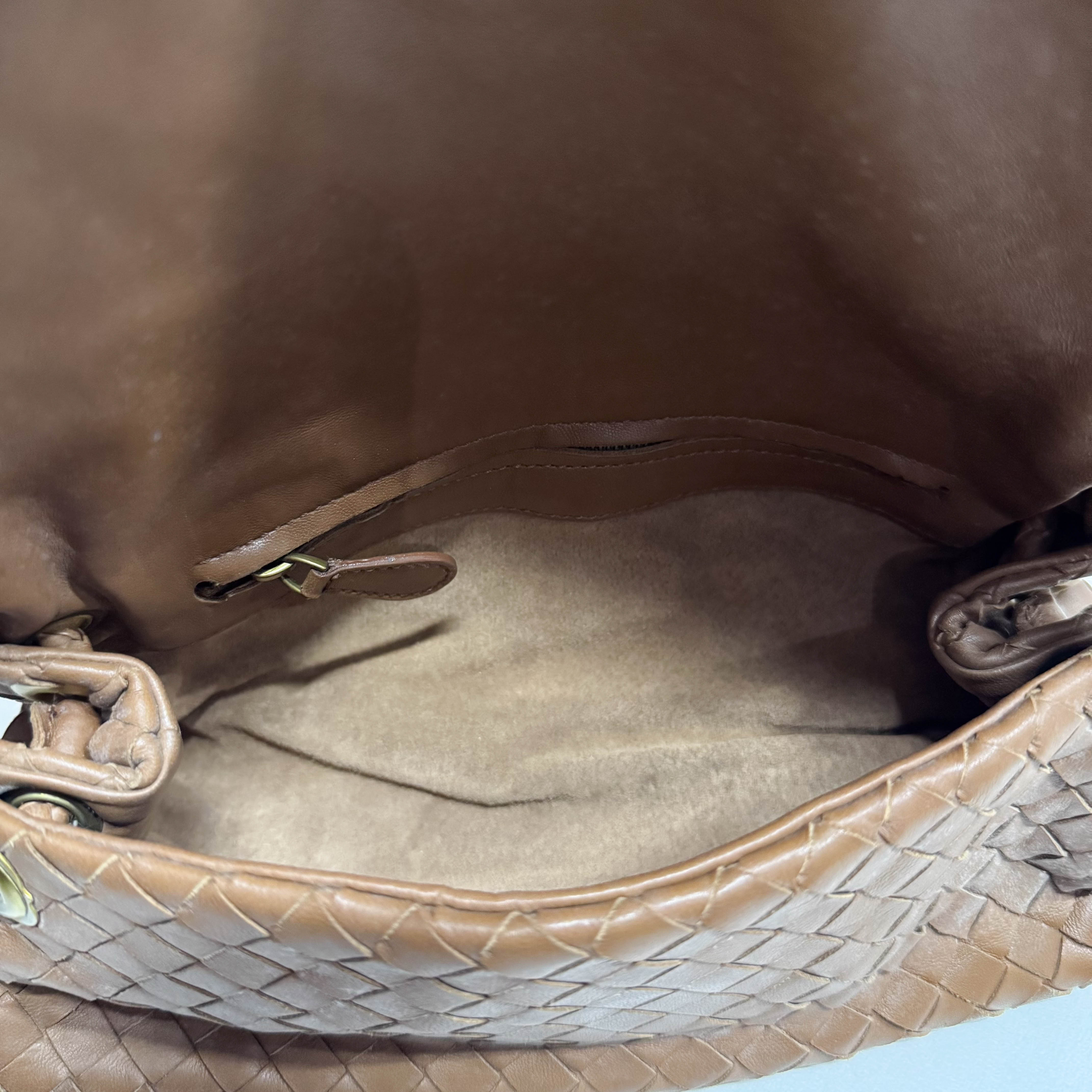 Intrecciato Brown Leather Shoulder Bag