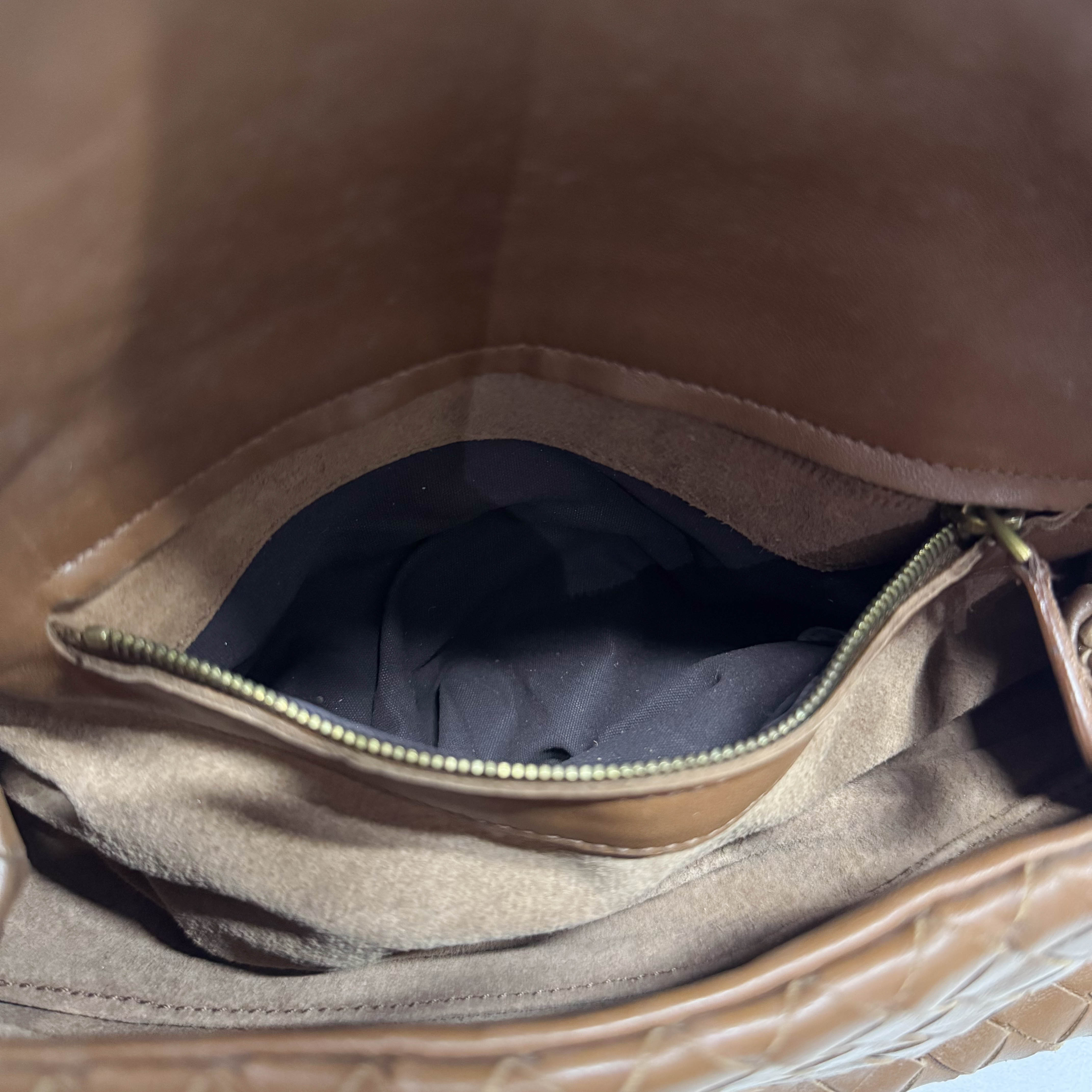 Intrecciato Brown Leather Shoulder Bag