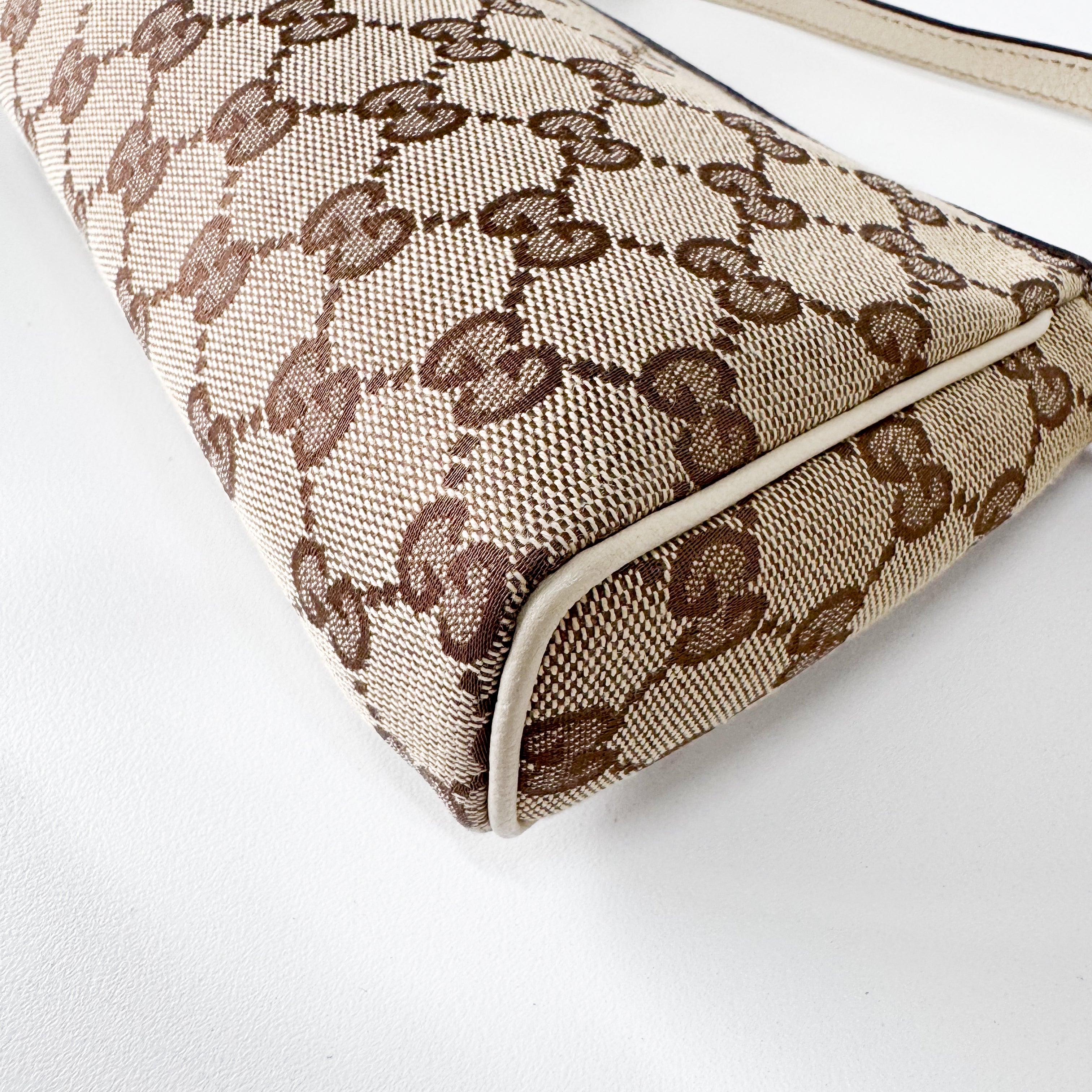 GG Abby Small Beige Canvas Shoulder Bag