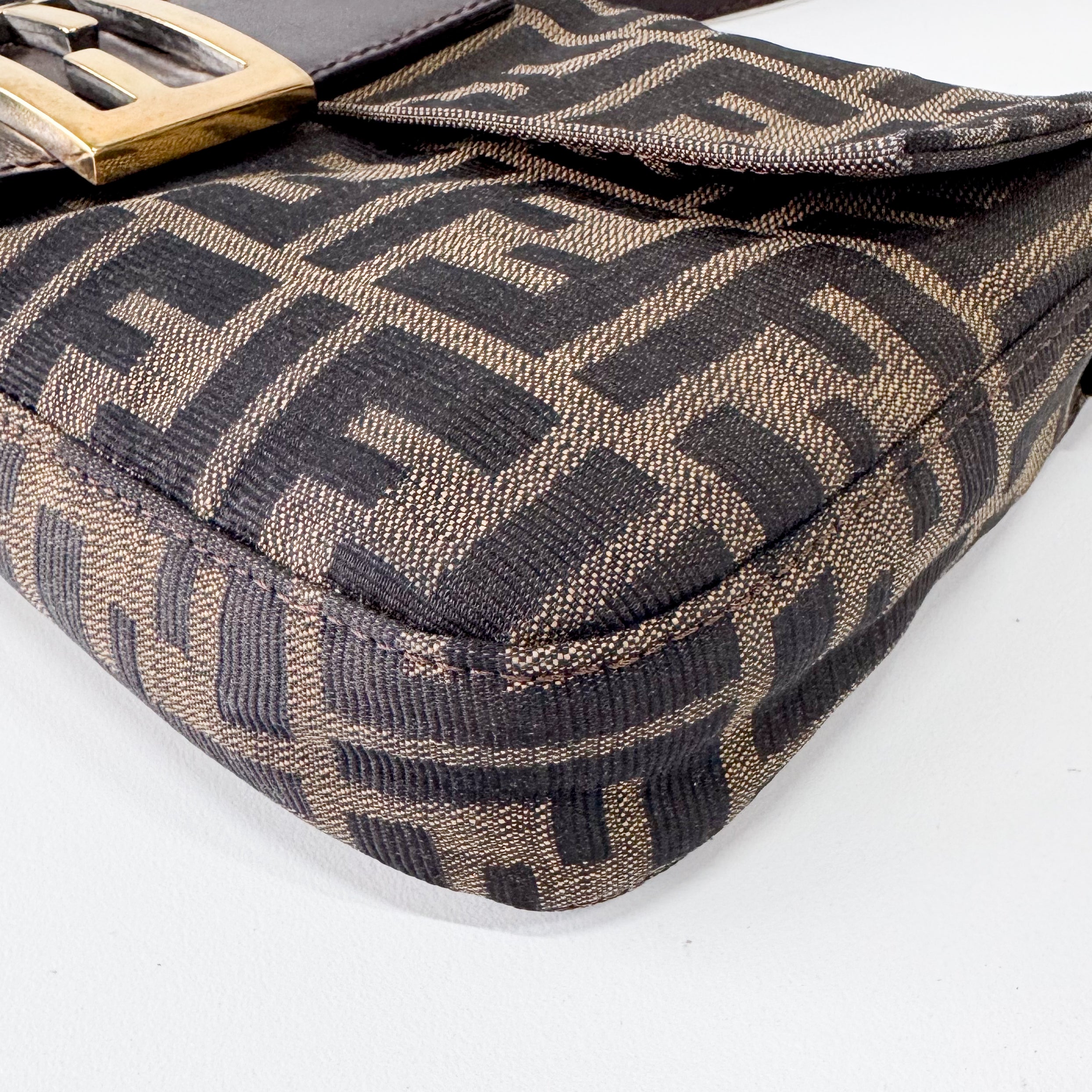 Zucca Baguette Brown Canvas Shoulder Bag