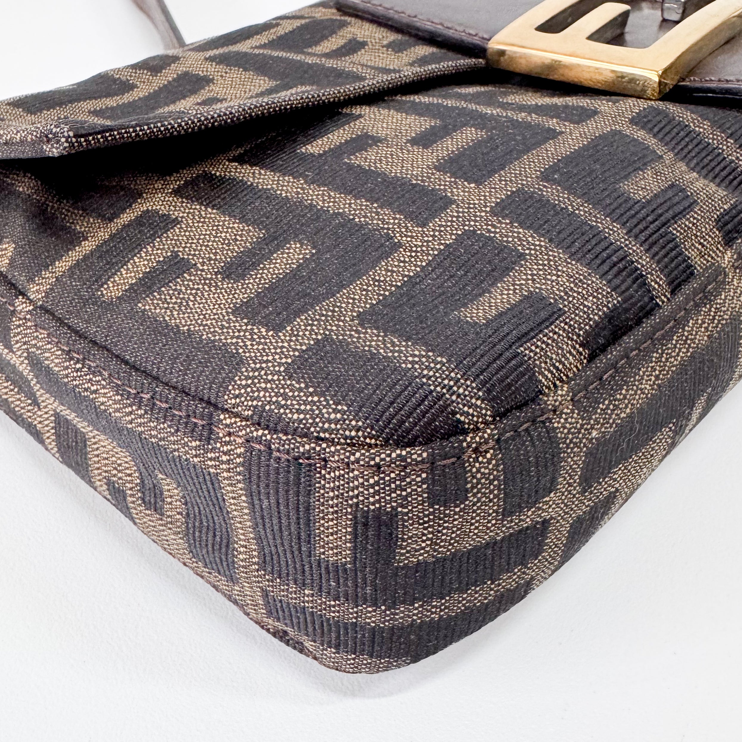 Zucca Baguette Brown Canvas Shoulder Bag