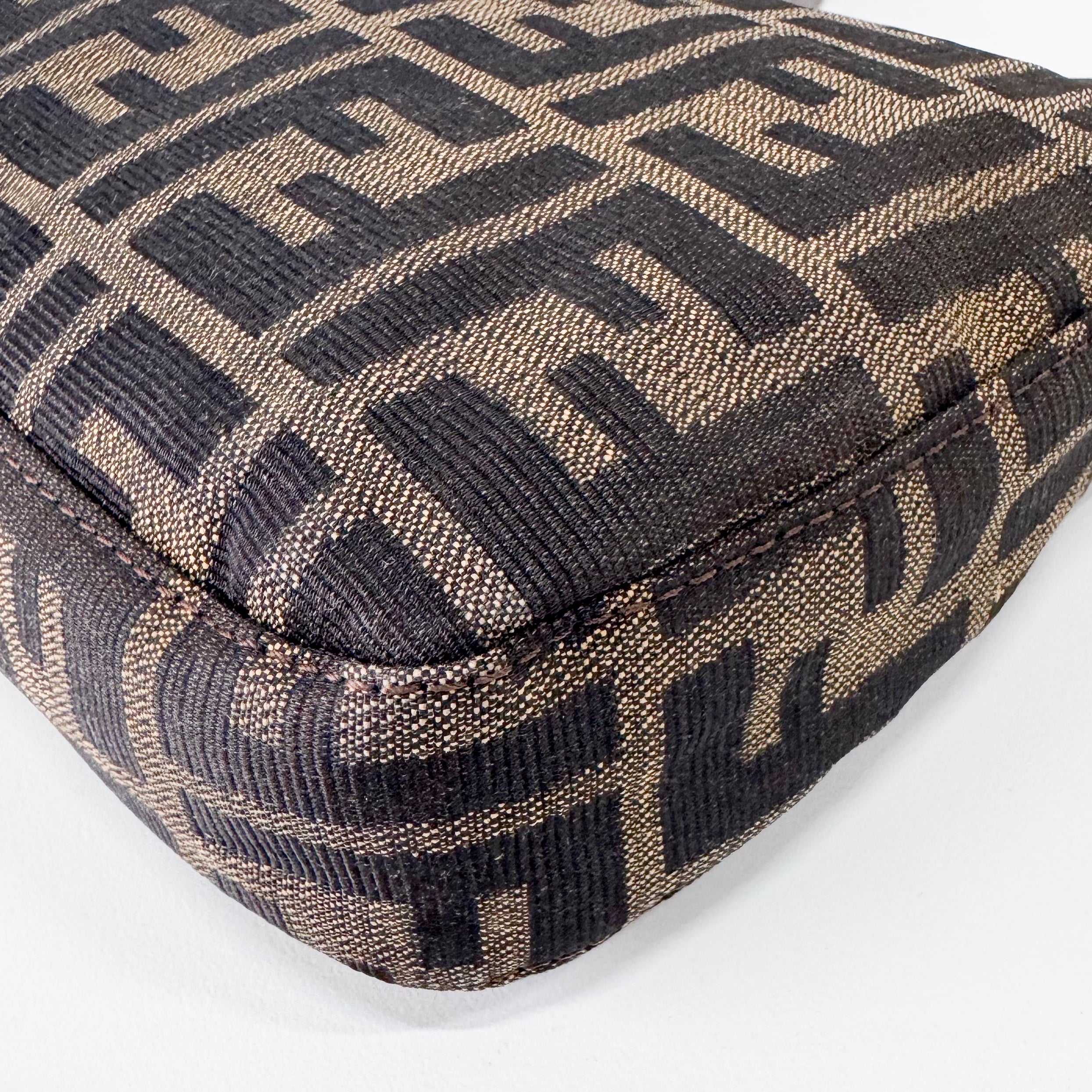 Zucca Baguette Brown Canvas Shoulder Bag