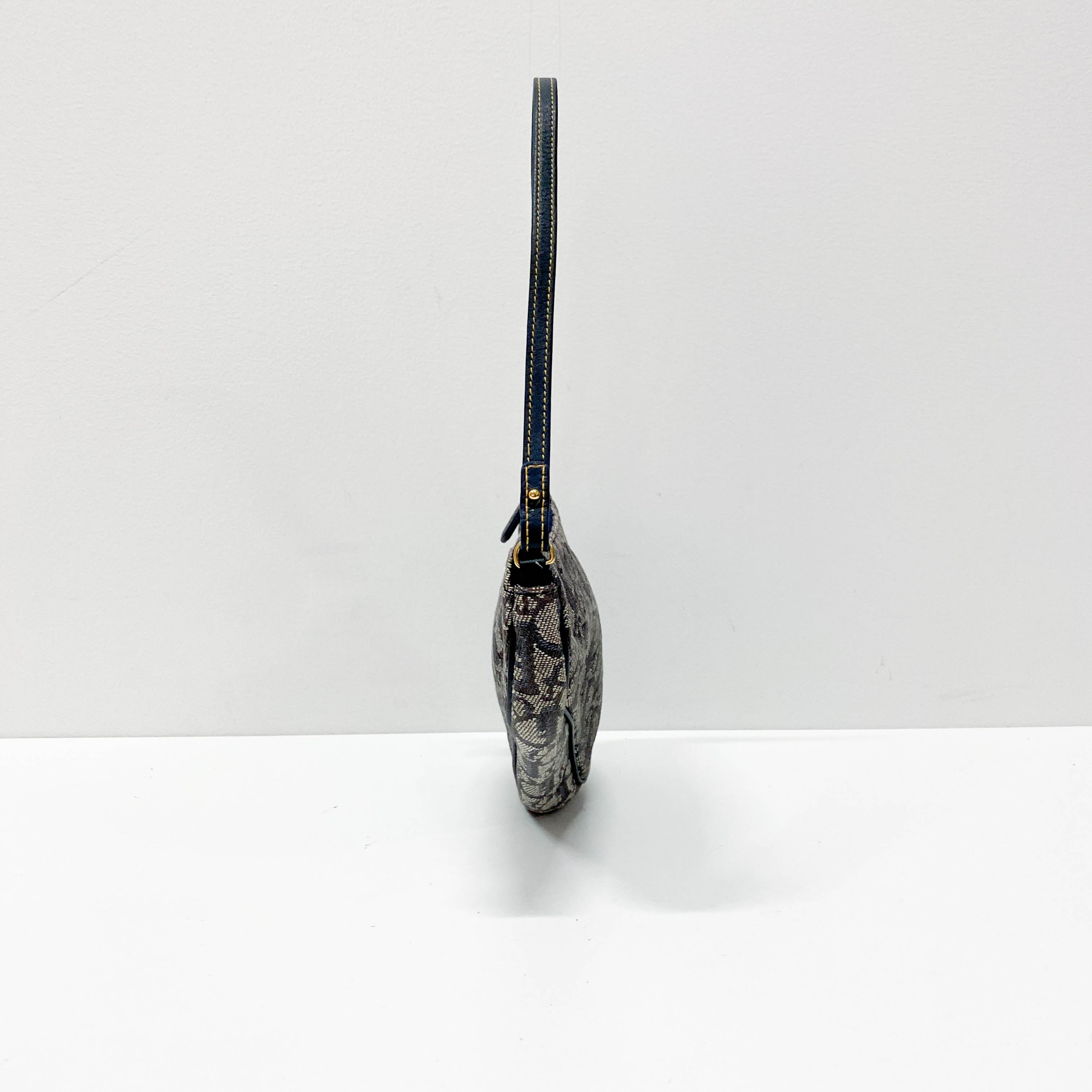 Trotter Saddle Blue Shoulder Bag