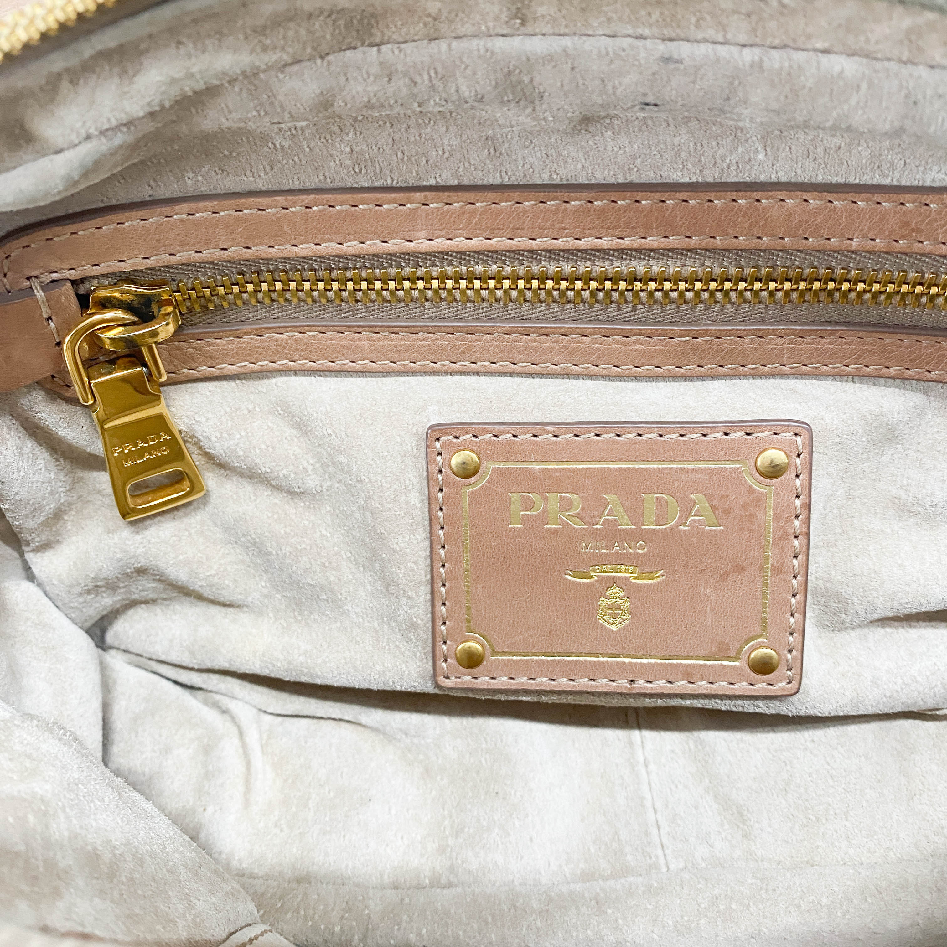 Brown Leather Gold Chain Shoulder Bag